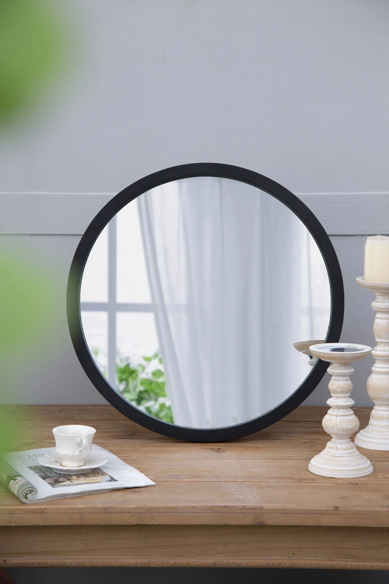 Circle Wall Mirror With Wooden Frame for Living Room - Image 15