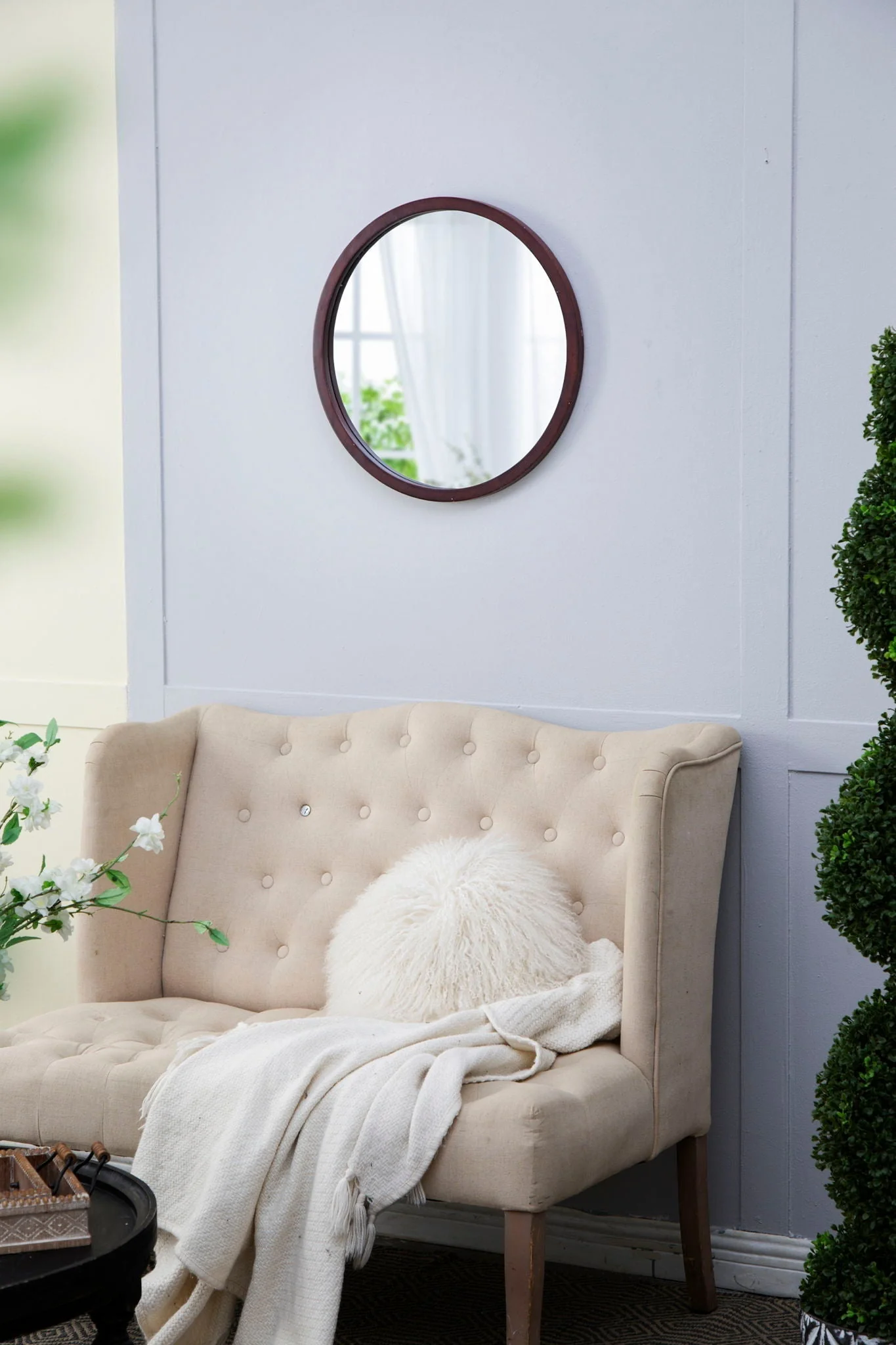 Circle Wall Mirror With Wooden Frame for Living Room - Image 29