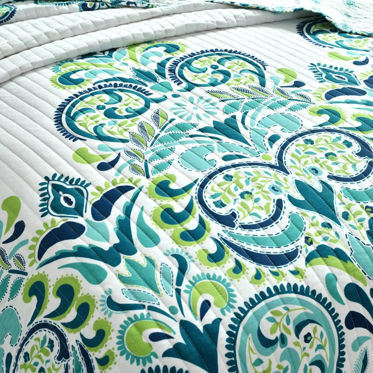 Clara Quilt 3 Piece Set - Image 12