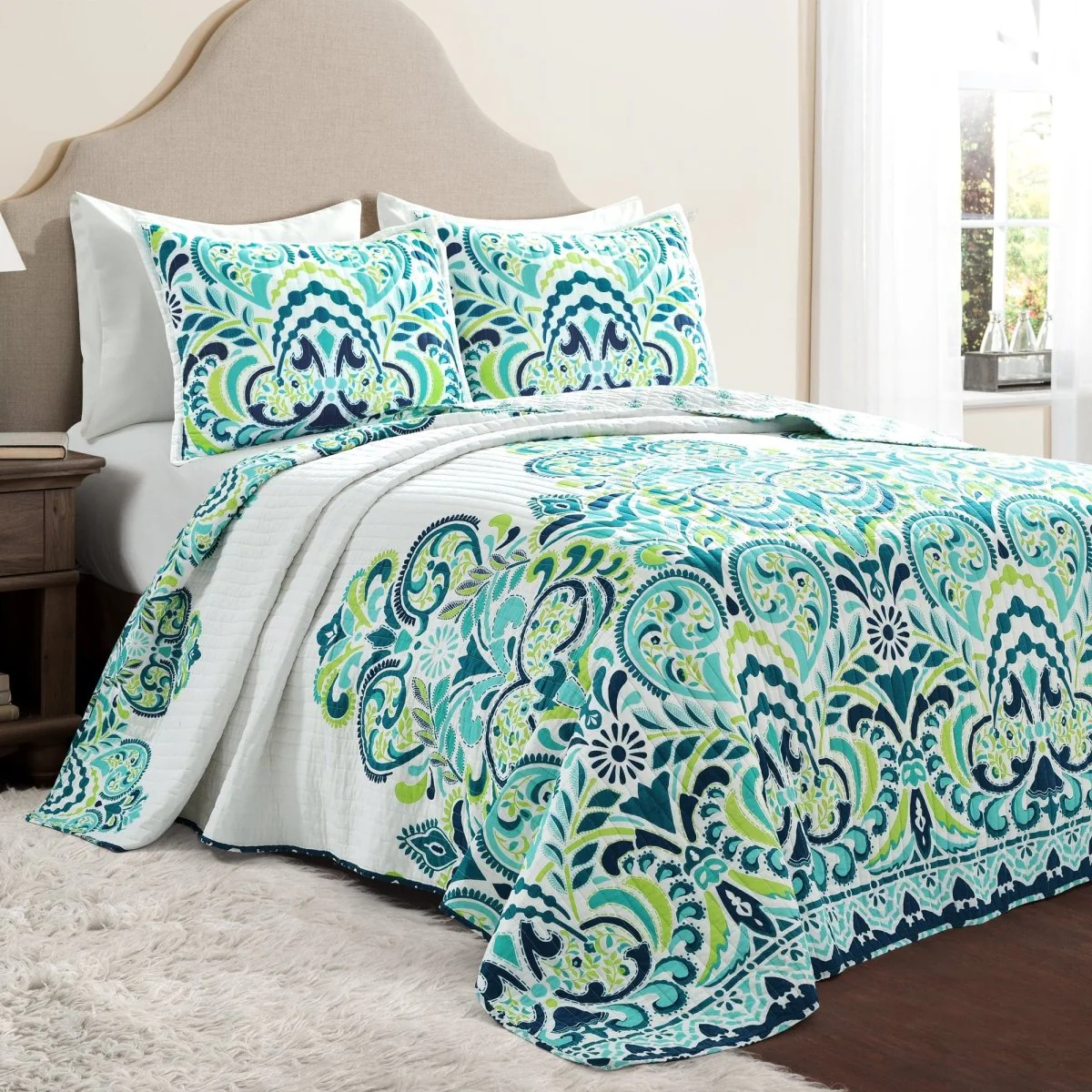 Clara Quilt 3 Piece Set - Image 3