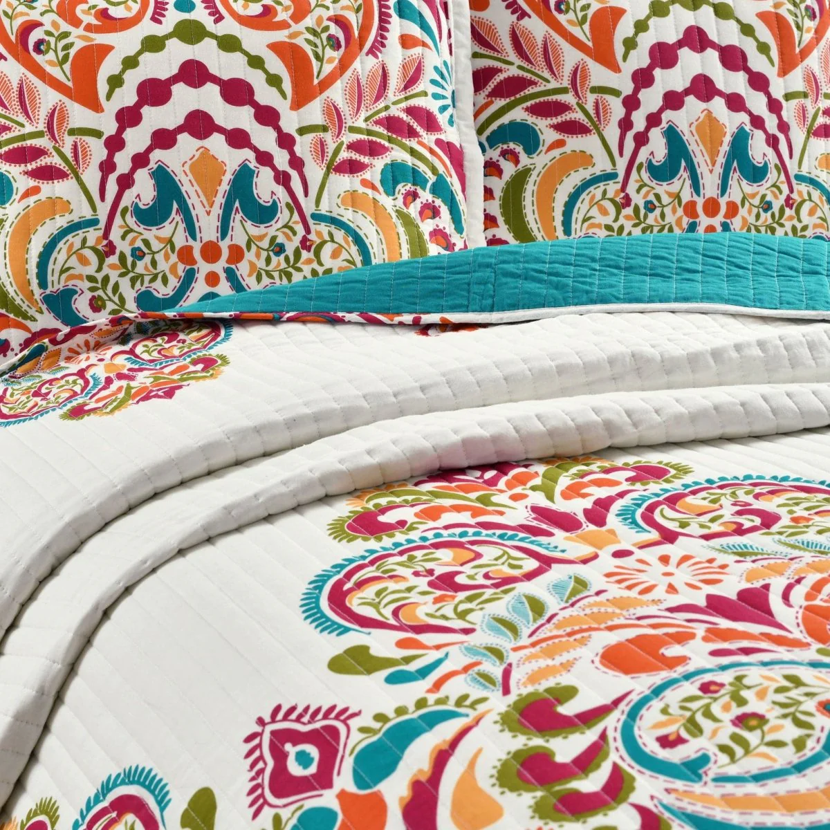 Clara Quilt 3 Piece Set - Image 4