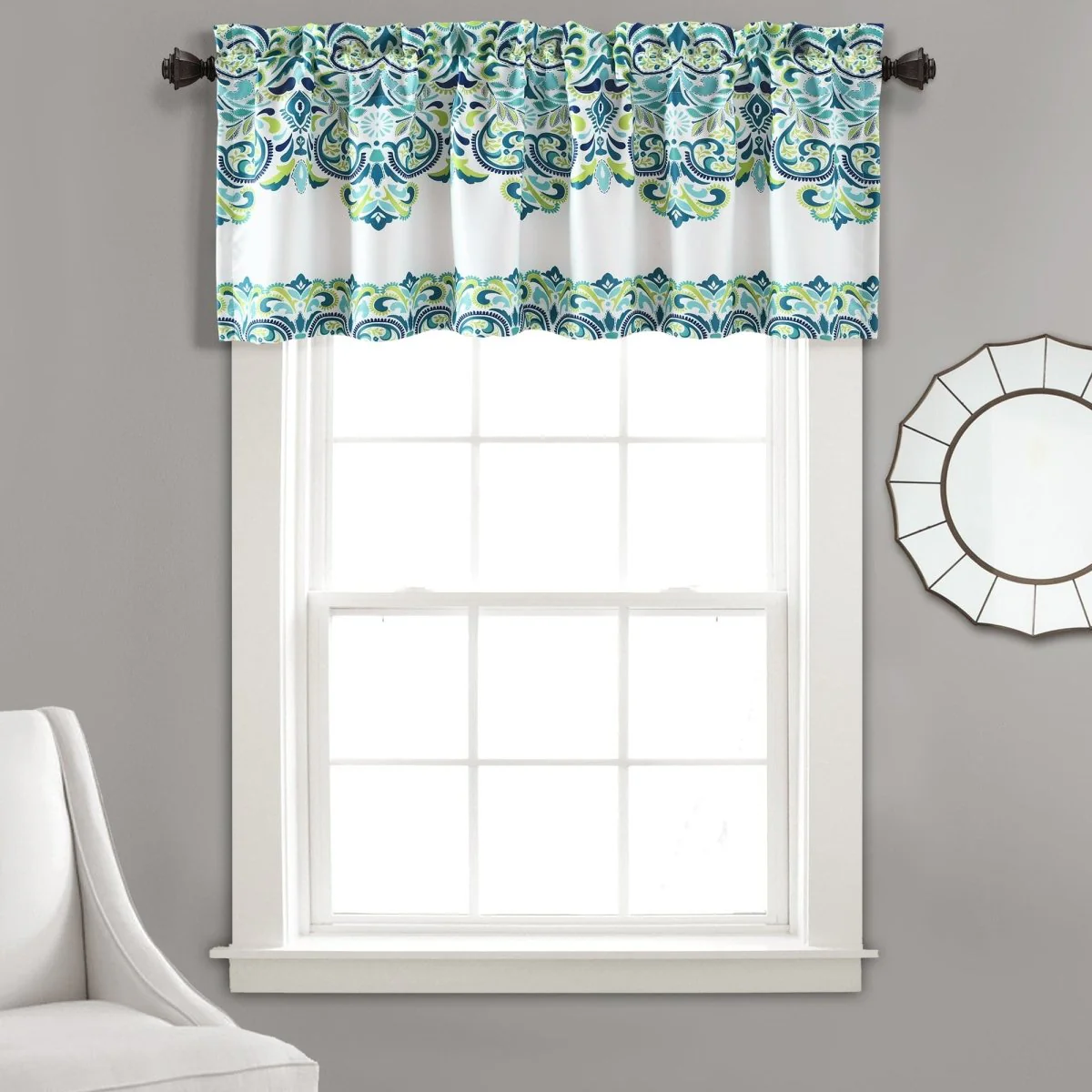 Clara Valance - Image 2