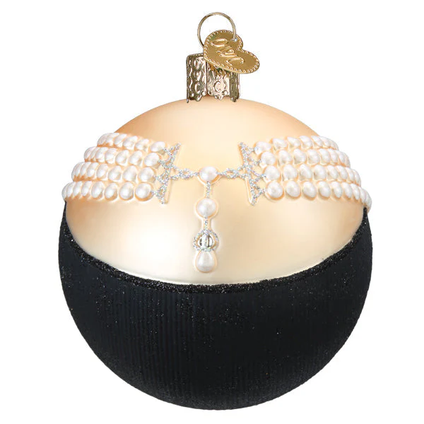 Classic Audrey Round Ornament - Image 4
