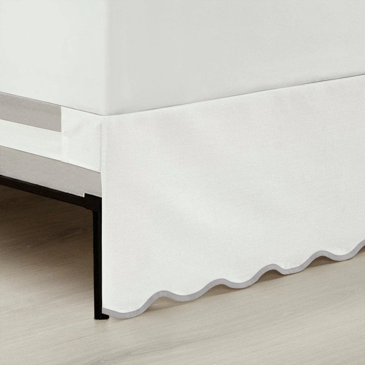 Coastal Chic Scalloped Edge Bed Skirt - Image 8