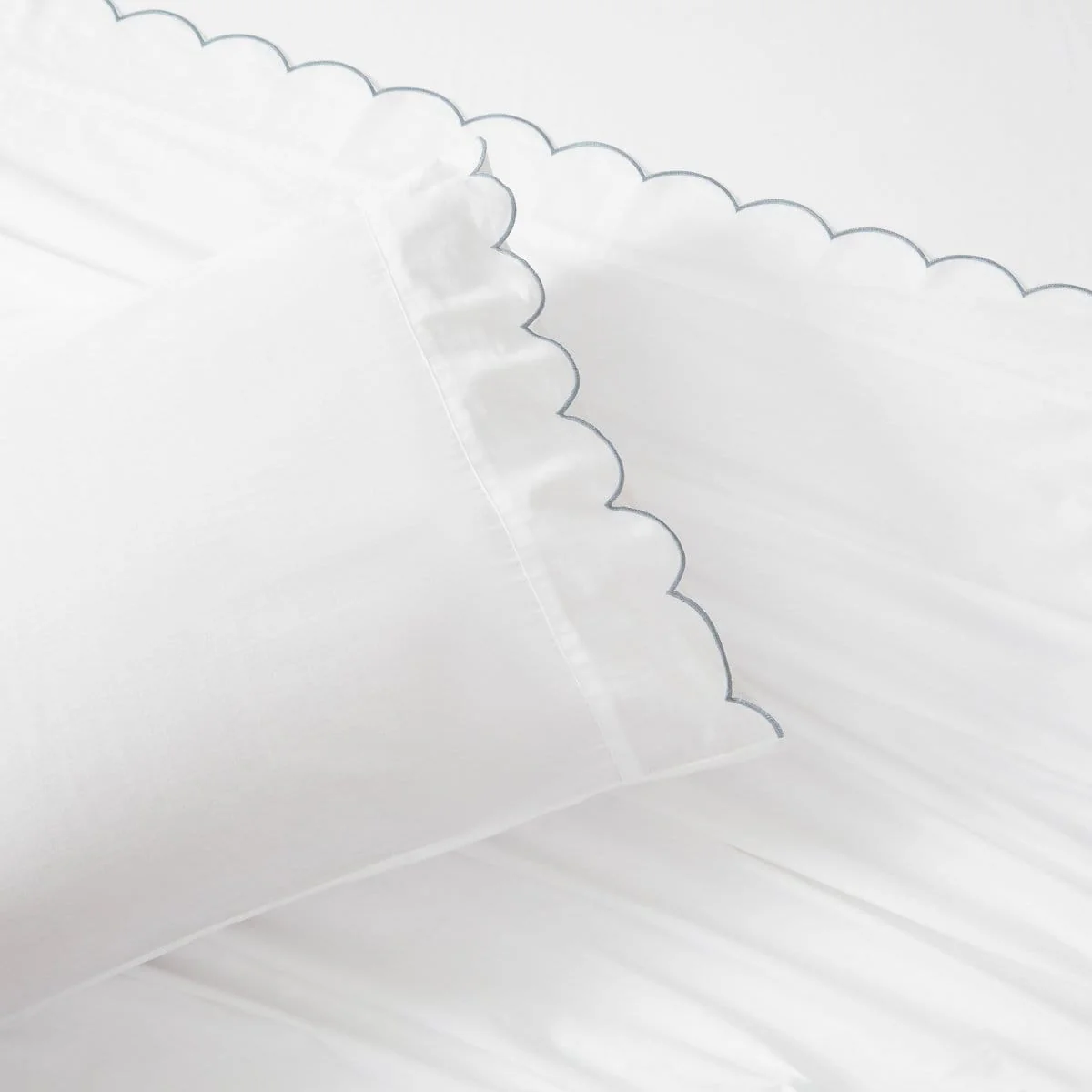 Coastal Chic Scalloped Edge Cotton Sheet Set - Image 5