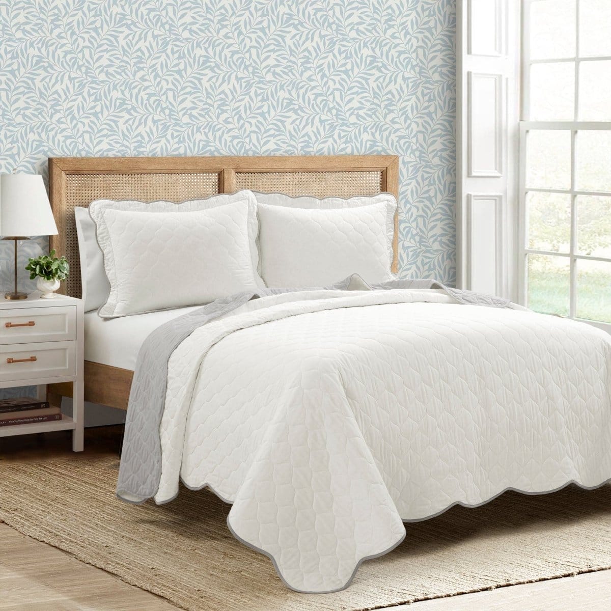 Coastal Chic Scalloped Edge Reversible Quilt 3 Piece Set - Image 18