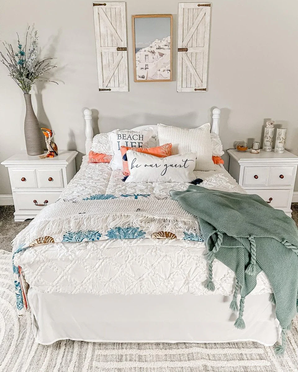 Coastal Reef Feather Reversible Quilt Set - Image 11