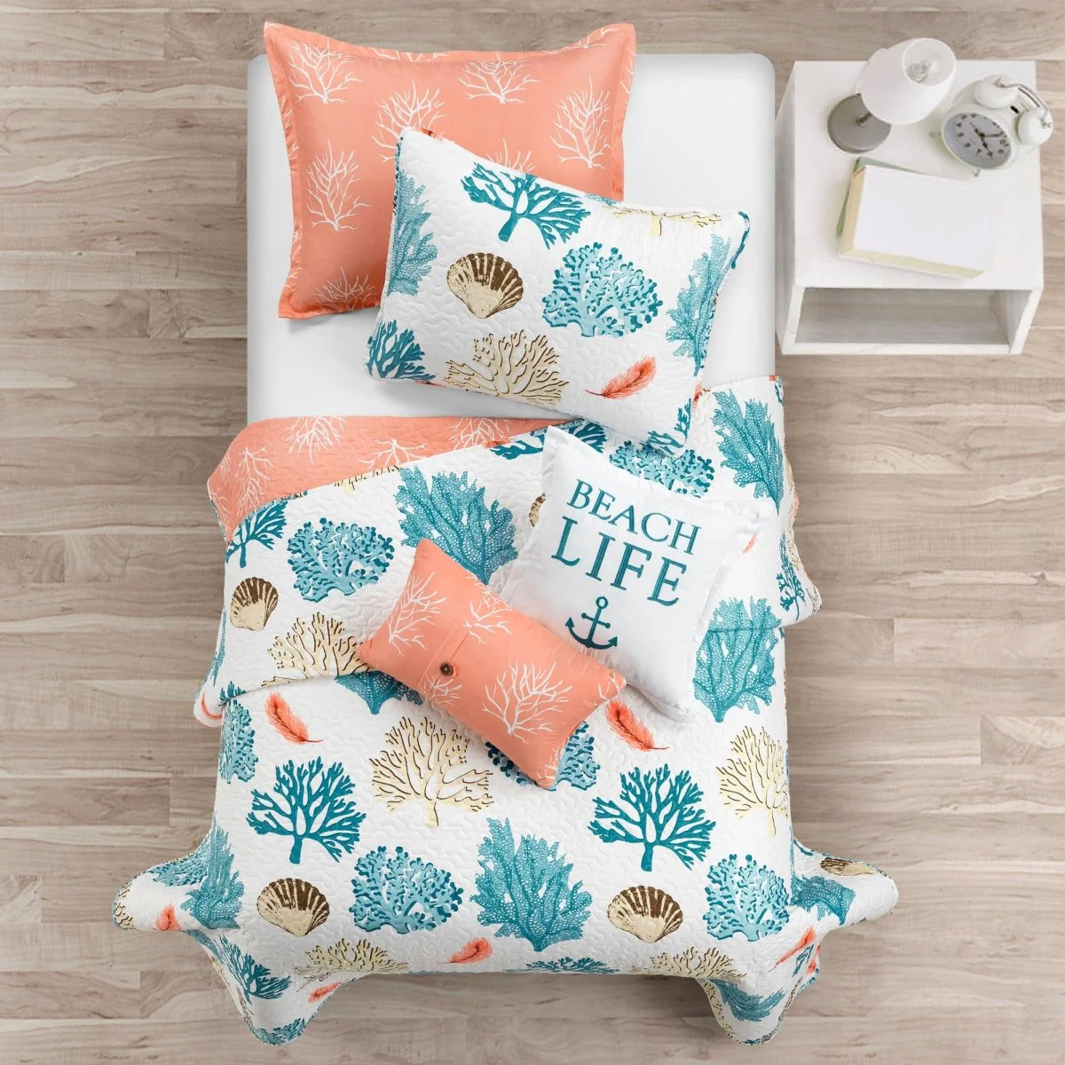 Coastal Reef Feather Reversible Quilt Set - Image 5