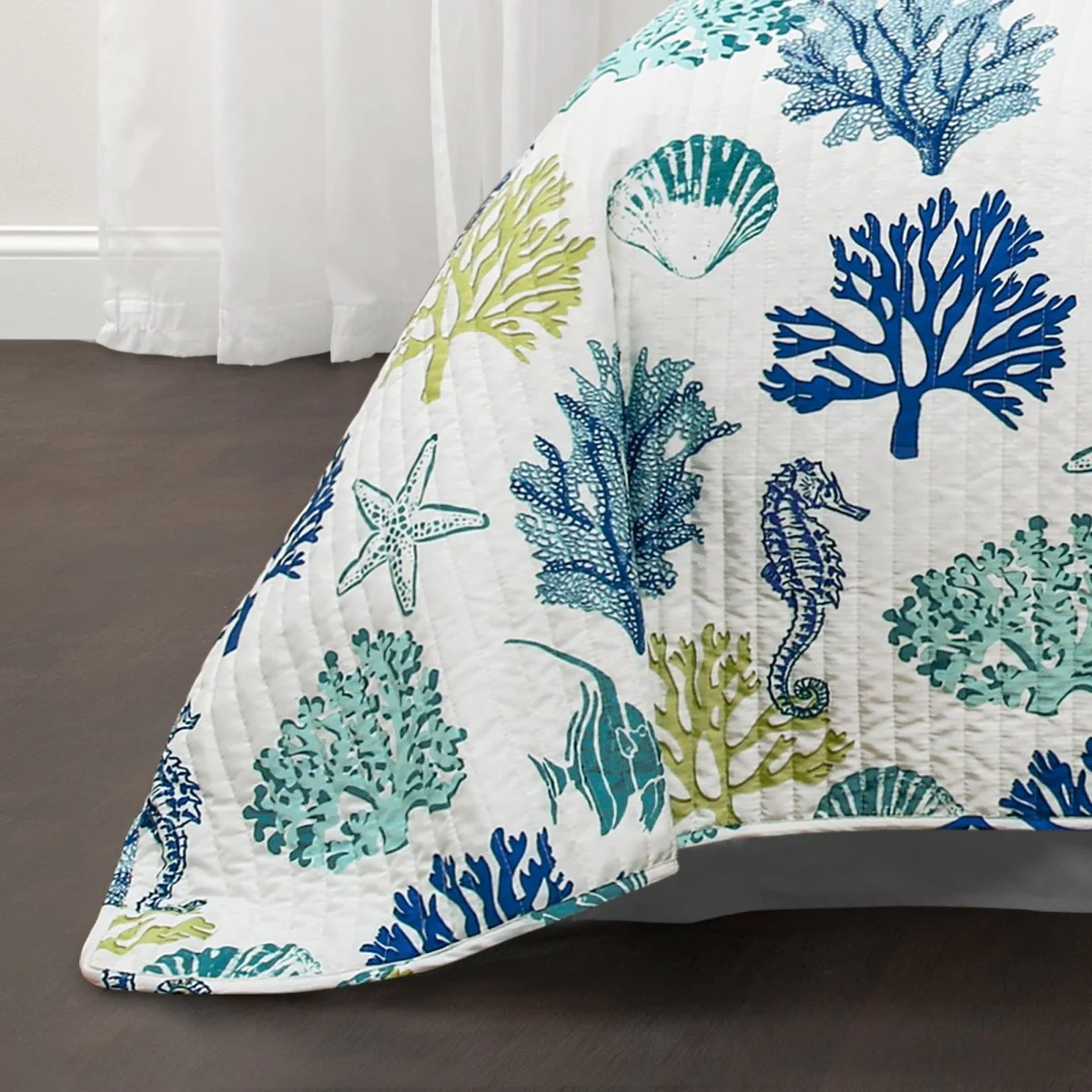Coastal Reef Quilt 3 Piece Set - Image 4