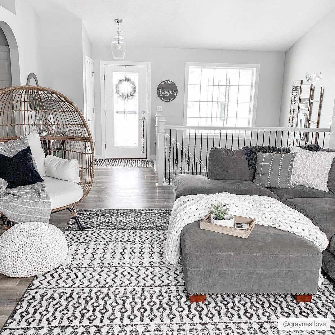 Constantin Area Rug - Image 2
