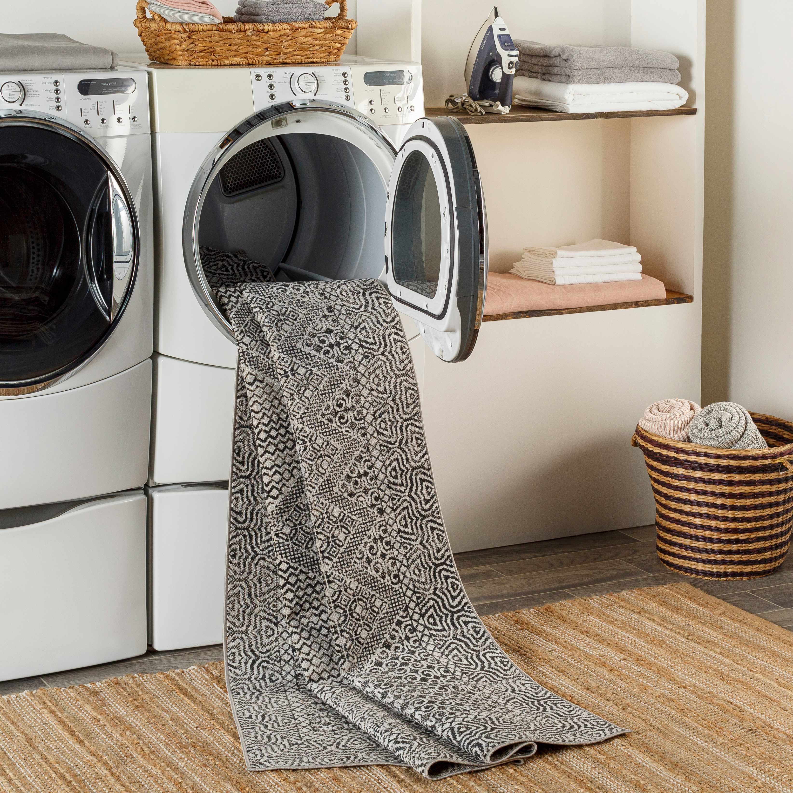 Consuelo Washable Area Rug - Image 18