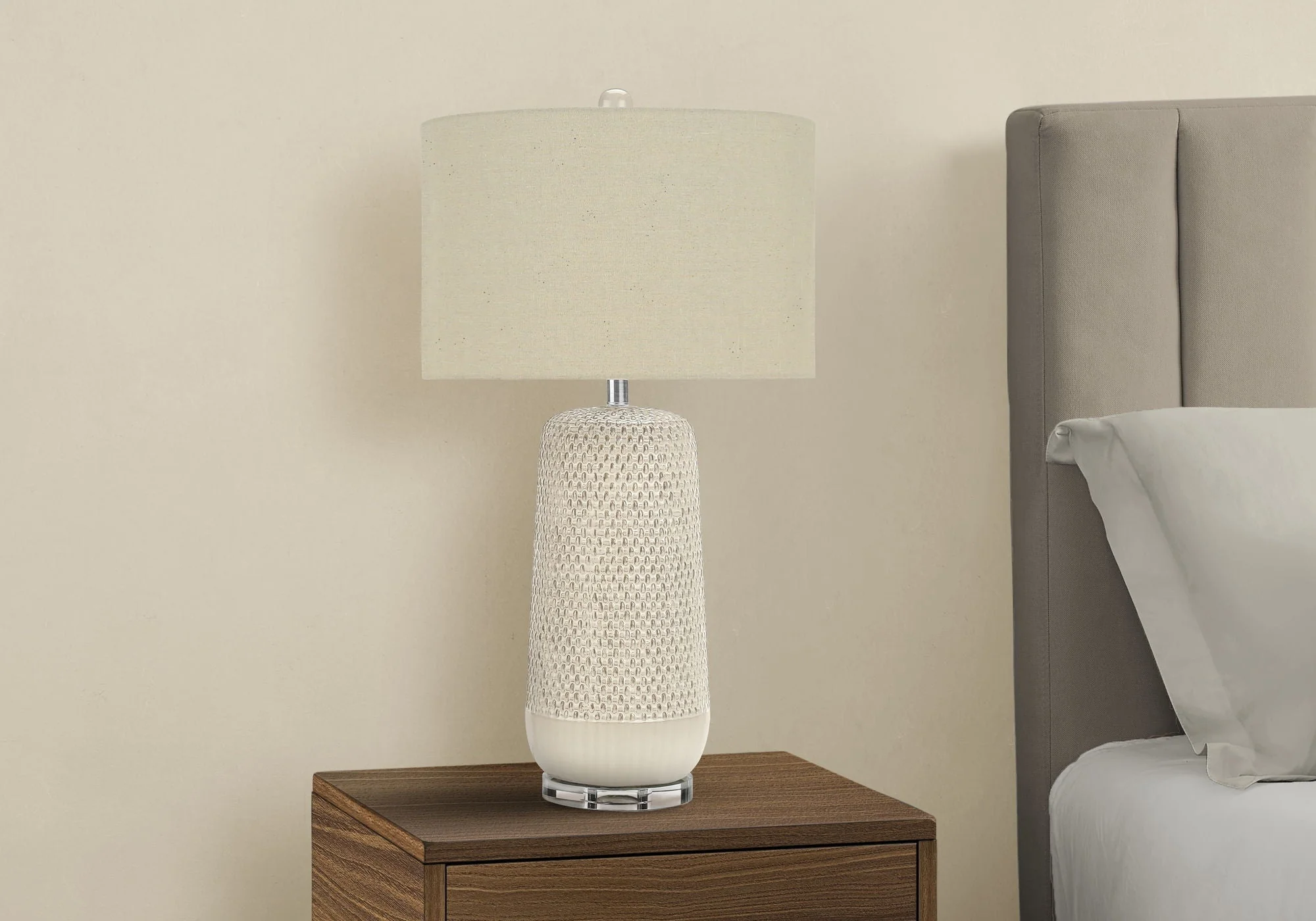 Contemporary Lighting, Table Lamp, Ceramic, Resin - Cream - Image 3
