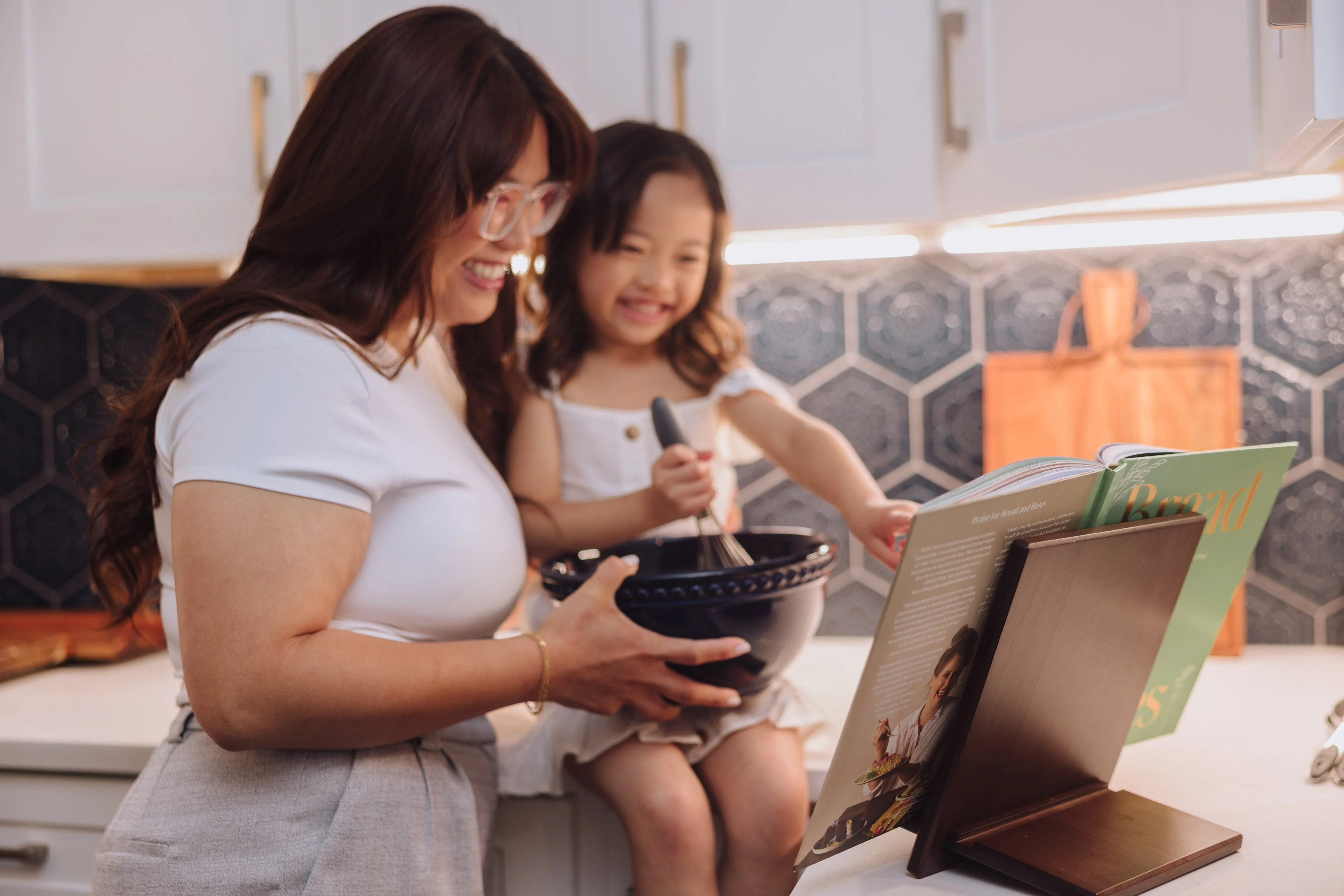 Cookbook Tablet Stand - Image 4