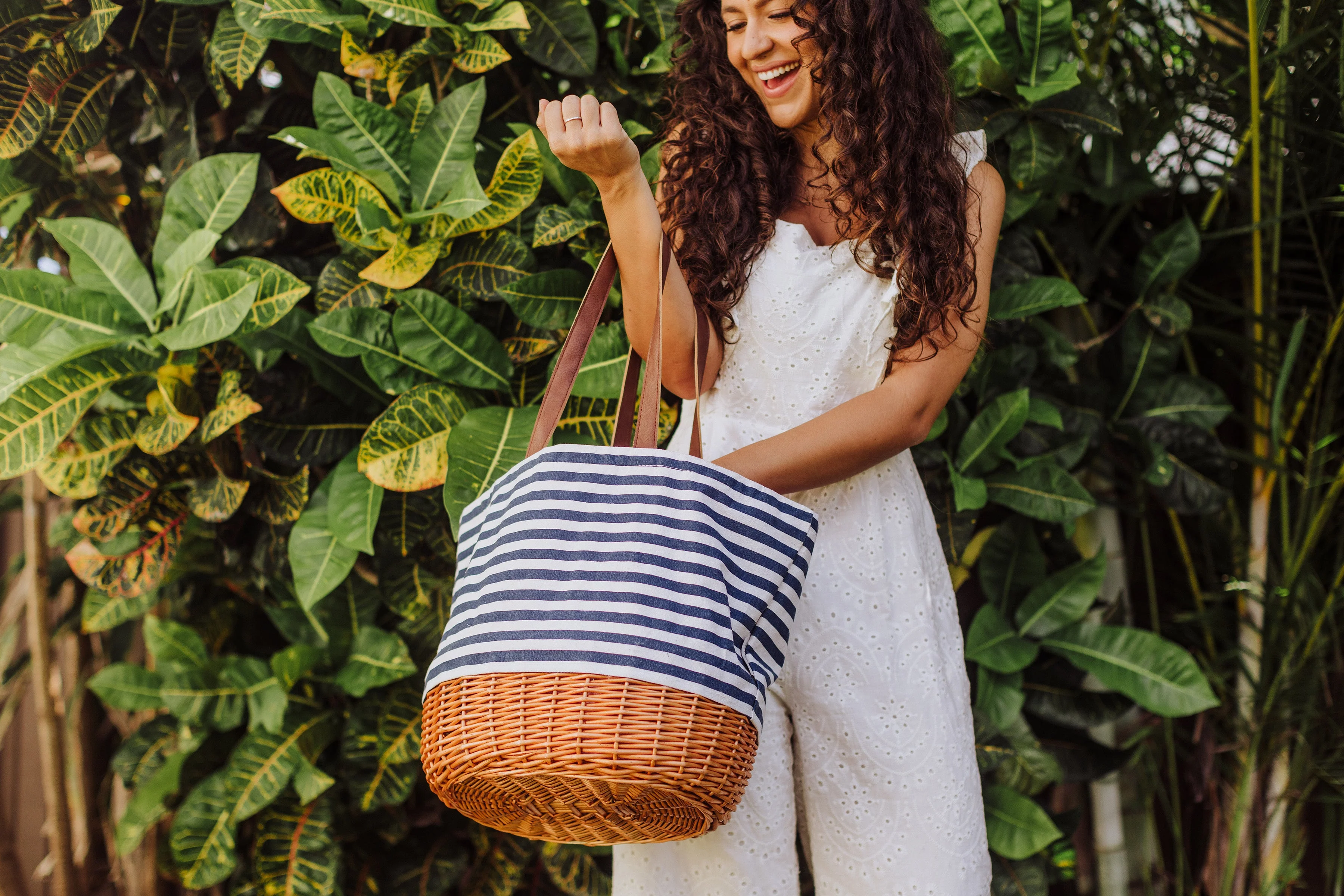 Coronado Canvas and Willow Basket Tote - Image 10