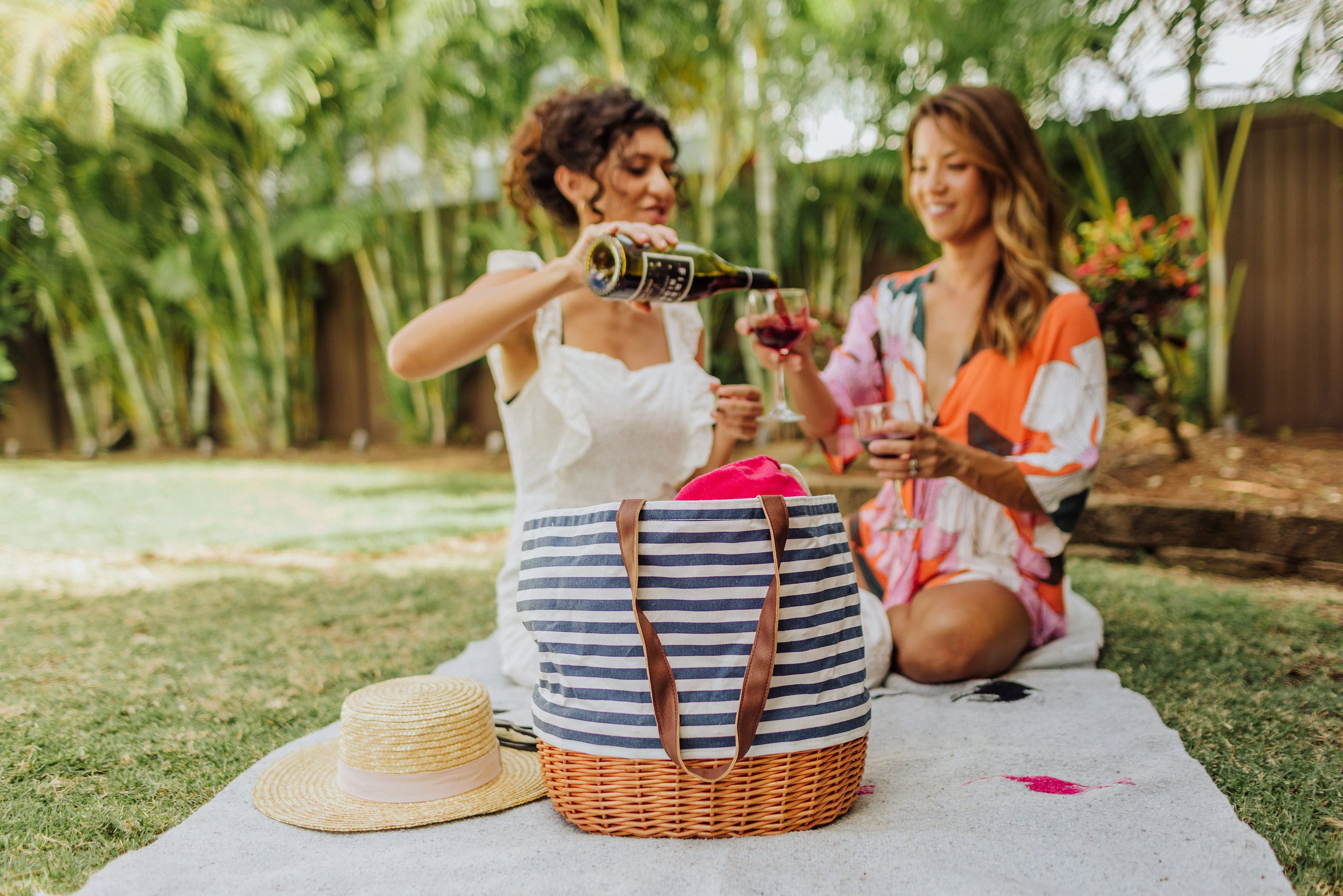 Coronado Canvas and Willow Basket Tote - Image 9