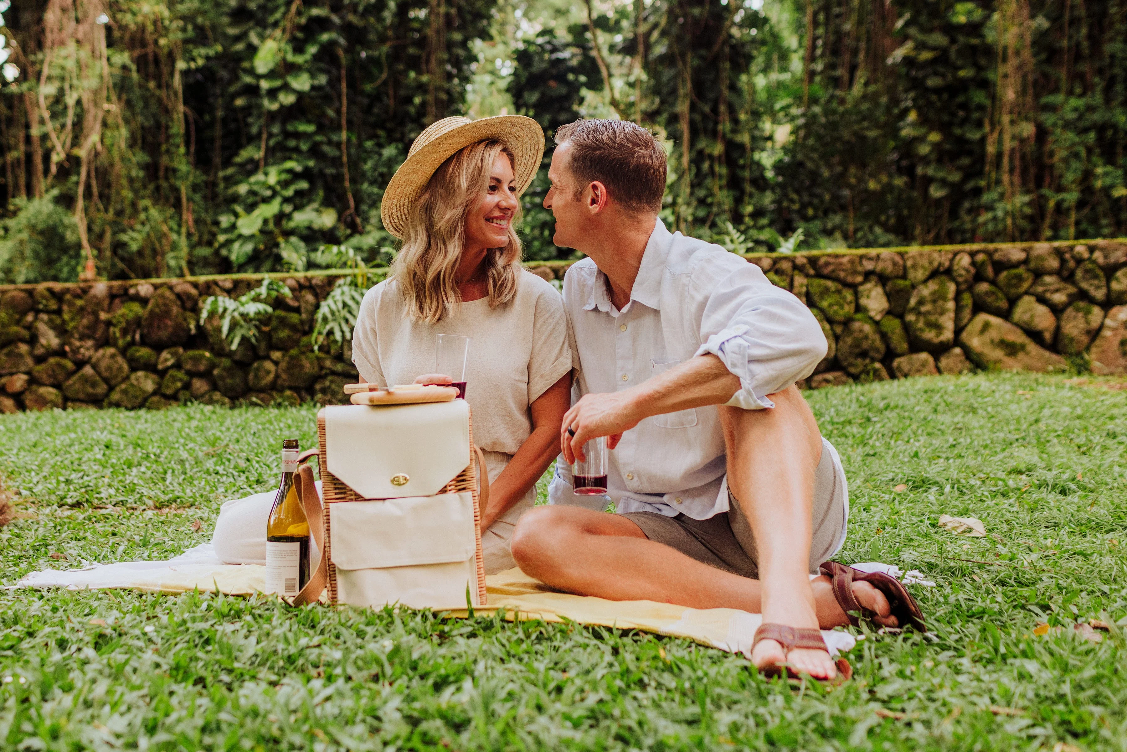 Corsica Wine & Cheese Picnic Basket - Image 21