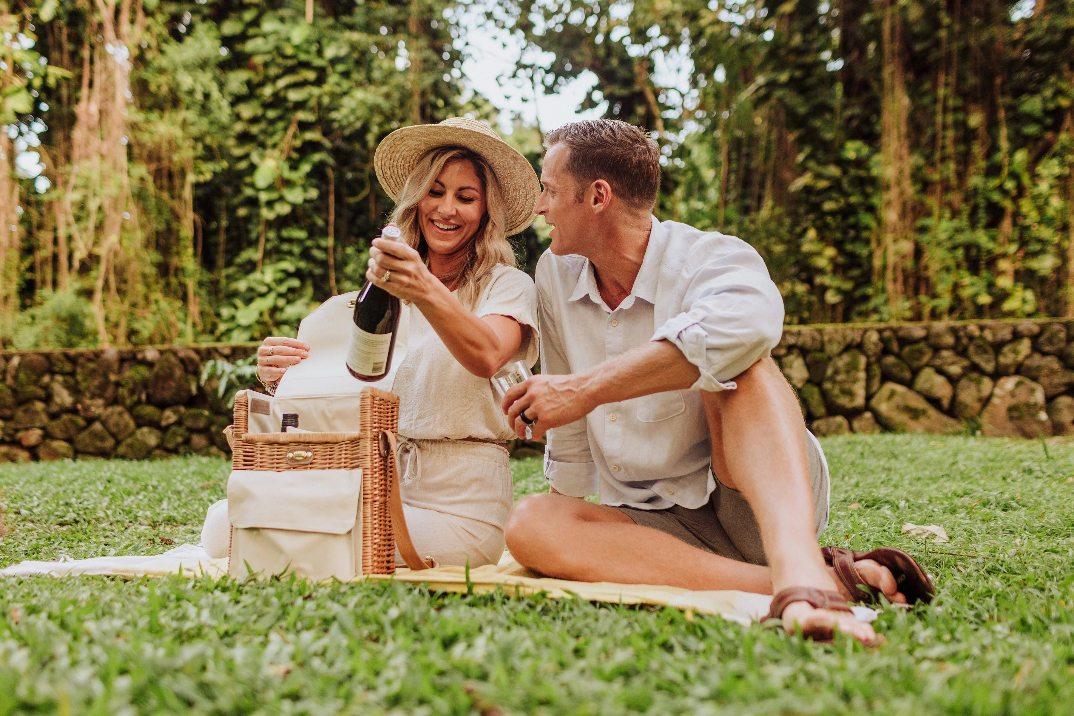 Corsica Wine & Cheese Picnic Basket - Image 30