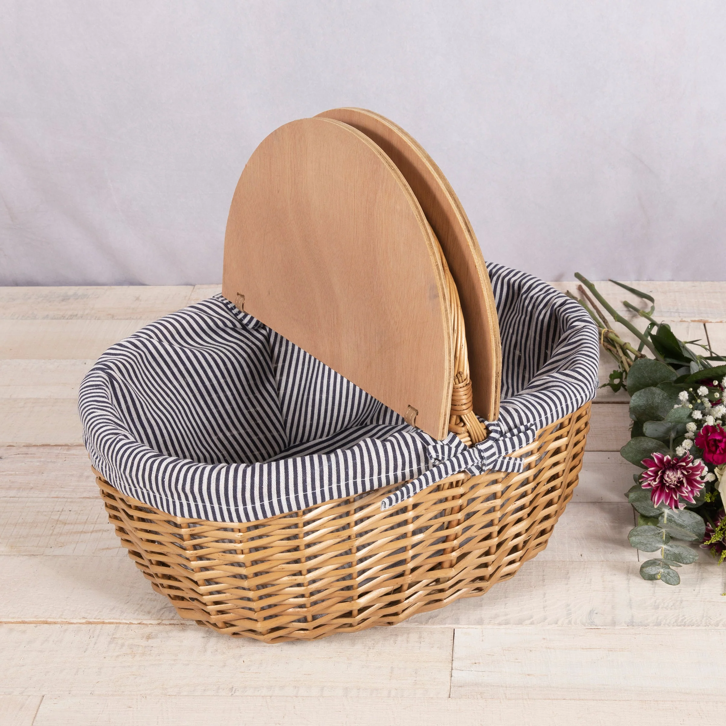 Country Picnic Basket - Image 28