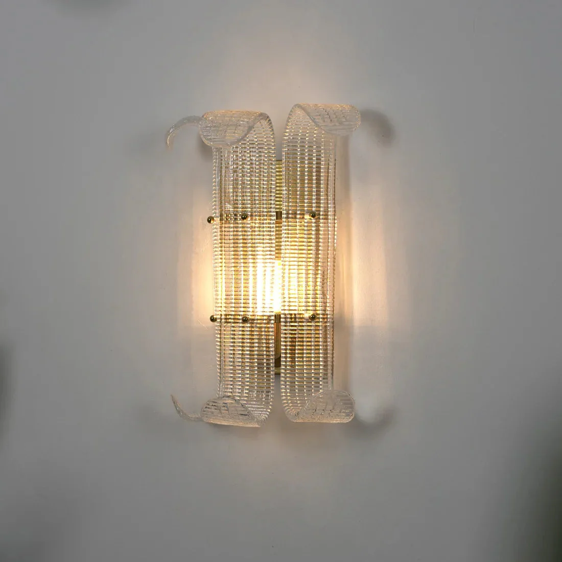 Curved Glass Drum Wall Lamp – Vintage Gold Black Grid Glass Sconce E12/E14 - Image 18