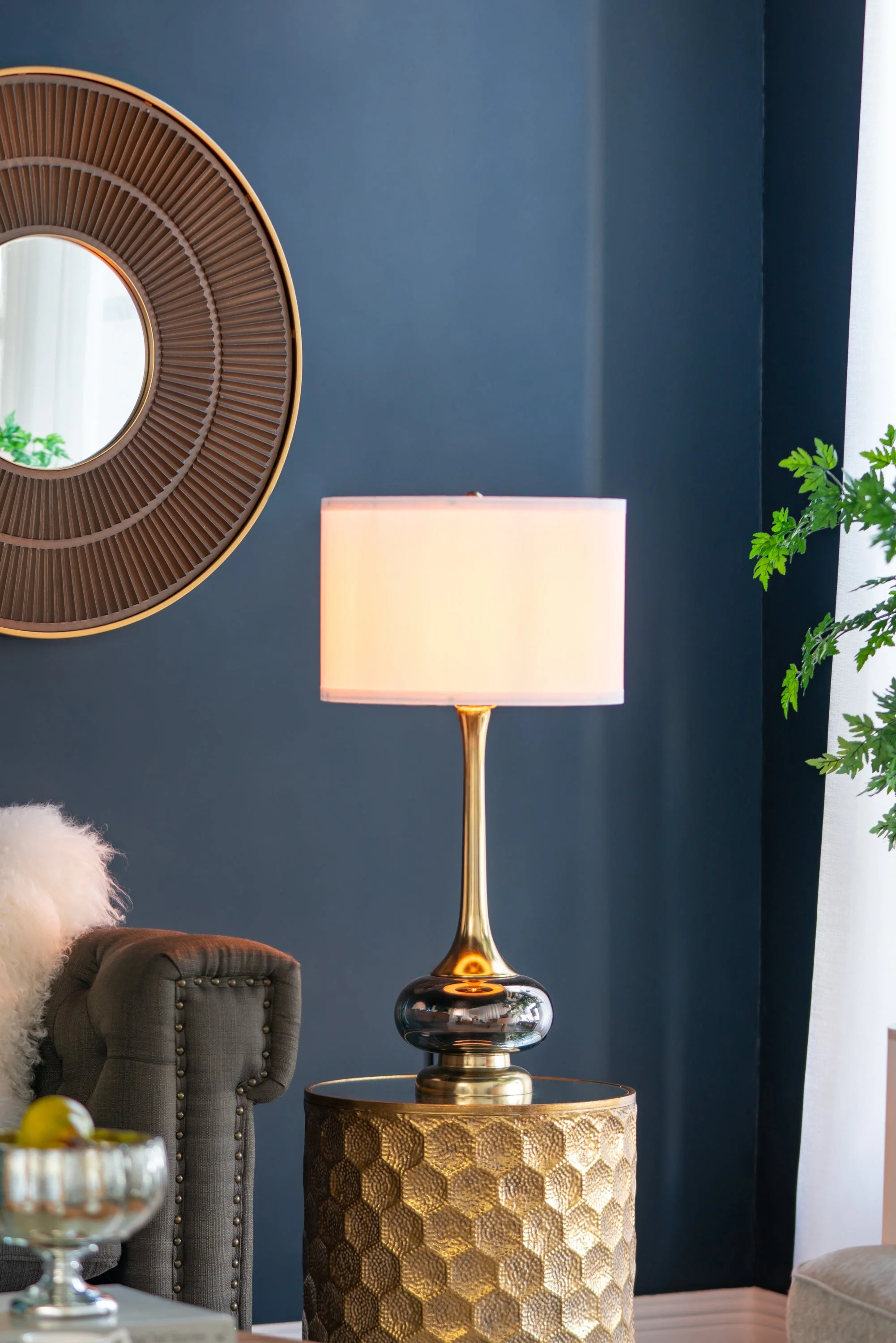 D15x29 Table Lamp with Glass Drum Shade - Image 10