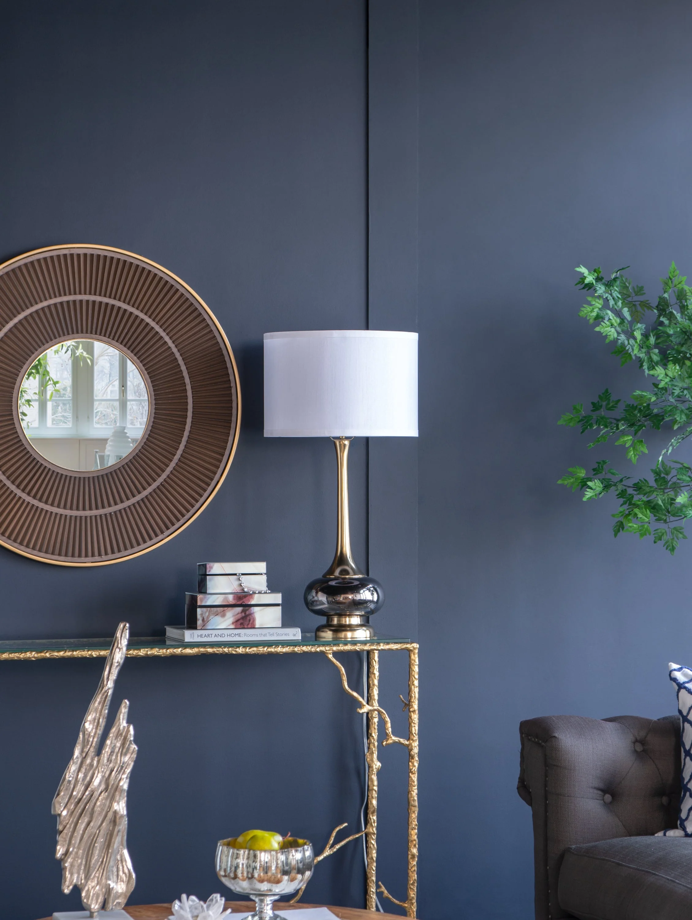 D15x29 Table Lamp with Glass Drum Shade - Image 7