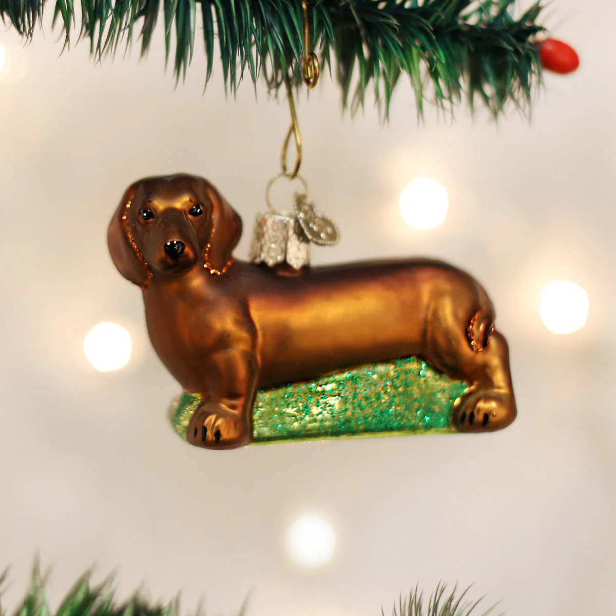 Dachshund Christmas Ornament 2 X 3 X 1.25 Inches