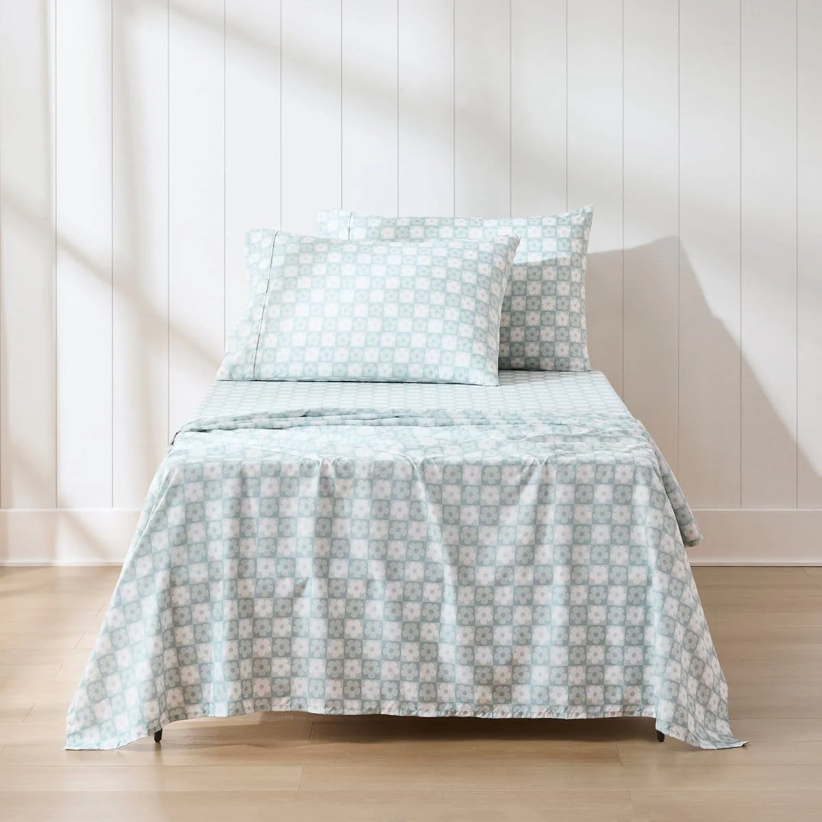Daisy Checkered Sheet Set - Image 2