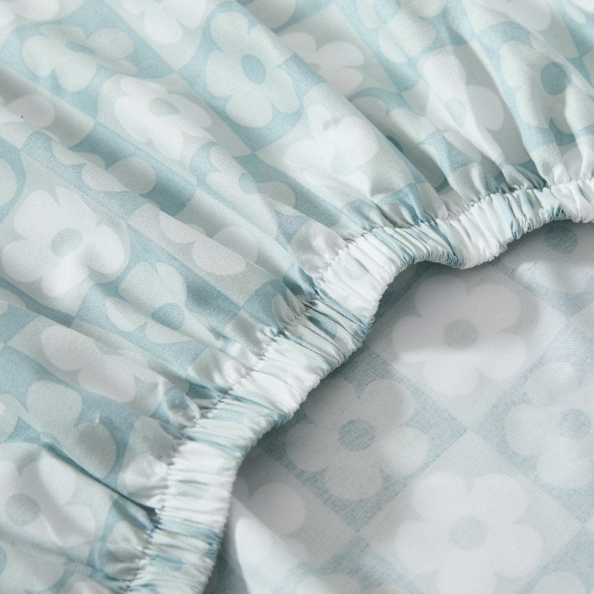 Daisy Checkered Sheet Set - Image 23
