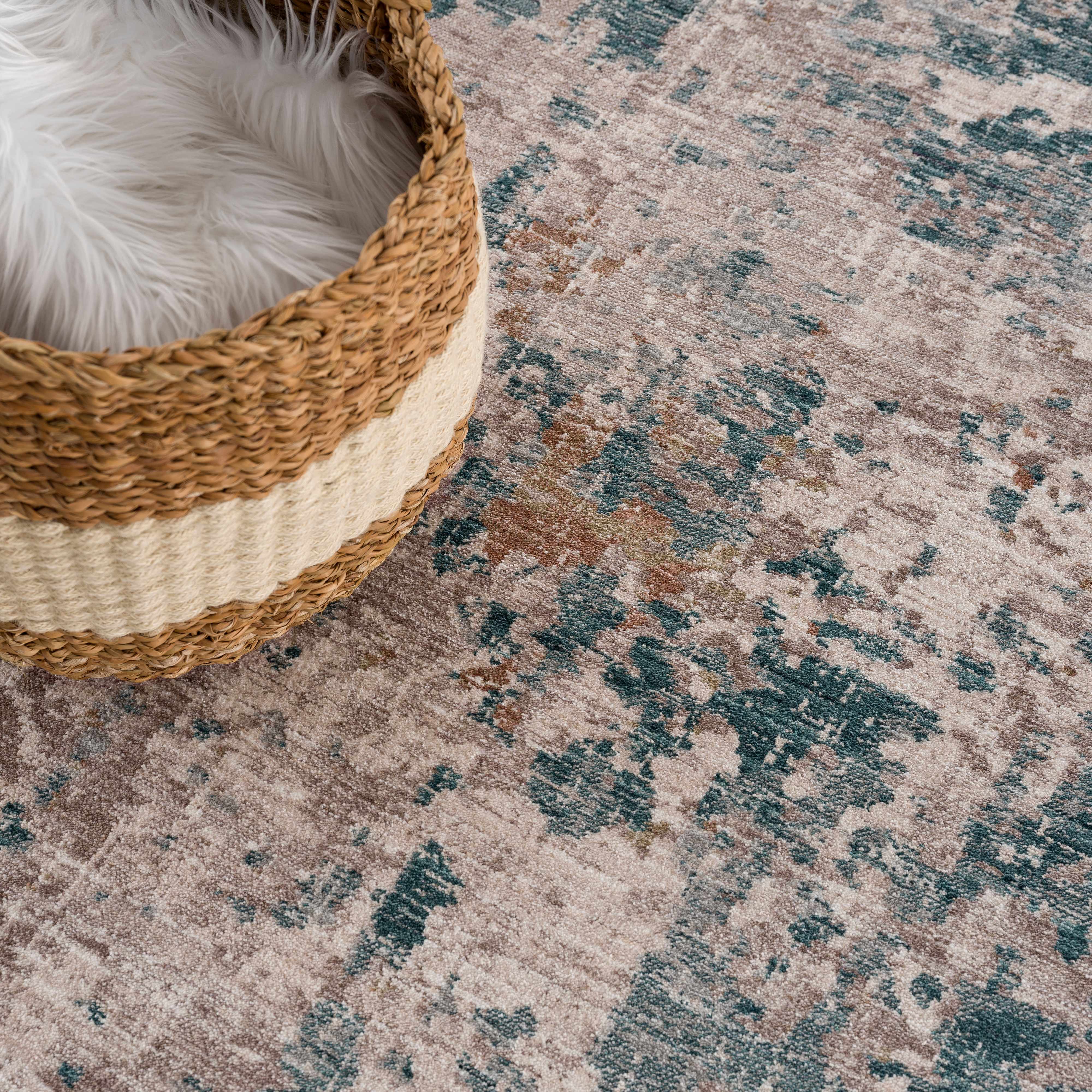 Danlugan Area Rug - Clearance - Image 9