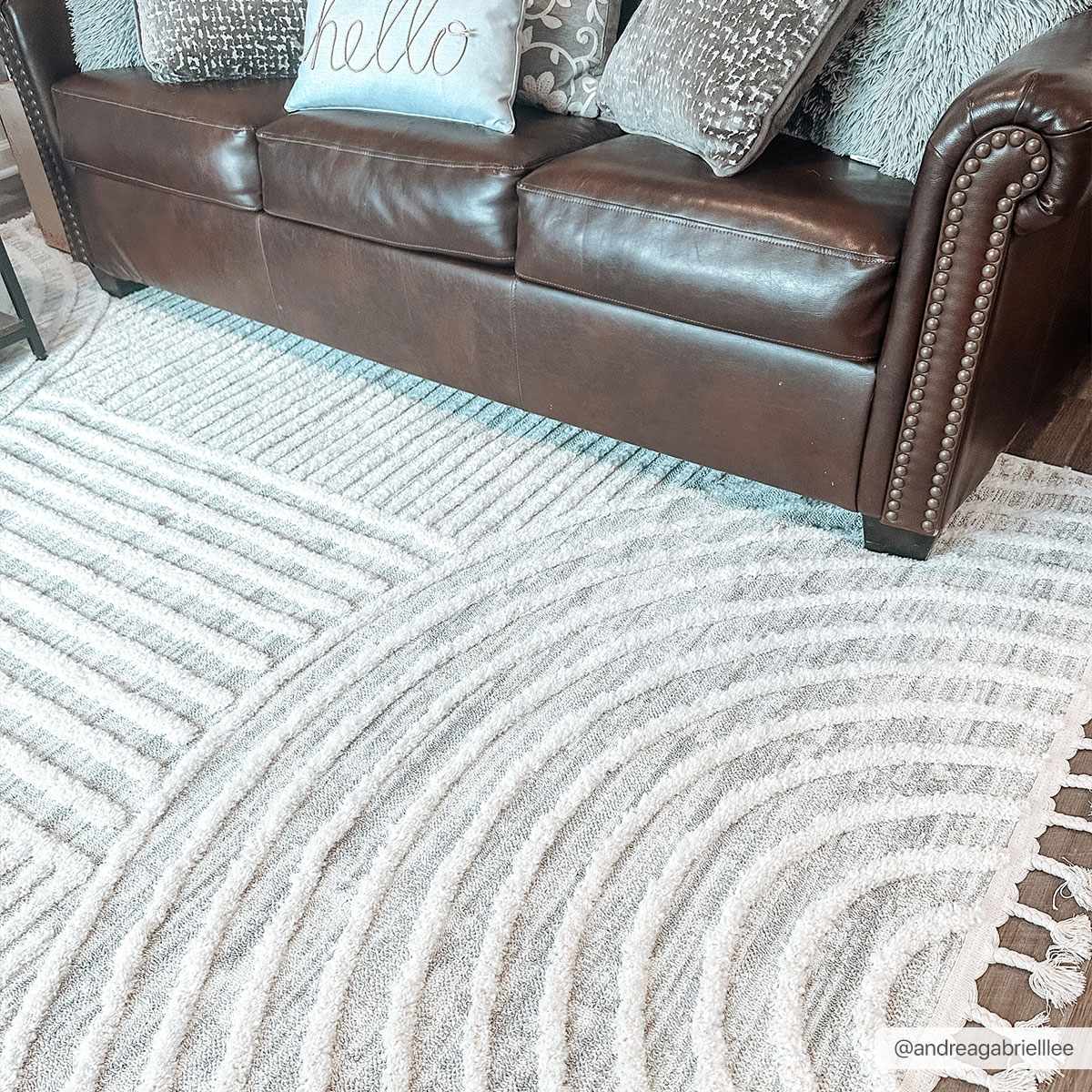 Dauin 3D Rainbow Area Rug with Tassels - Image 10