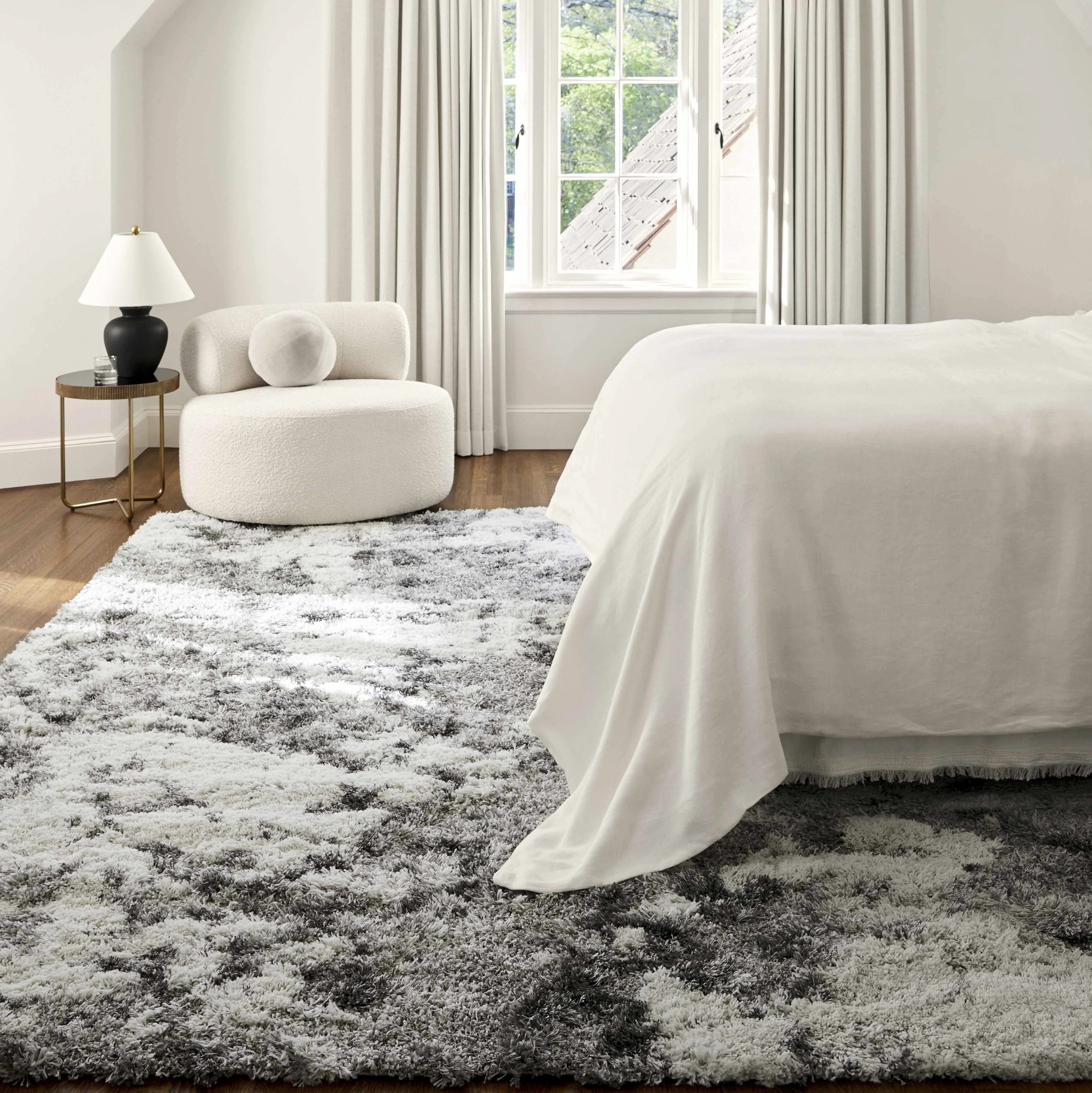 Dawesville Gray White Shag Area Rug - Image 2