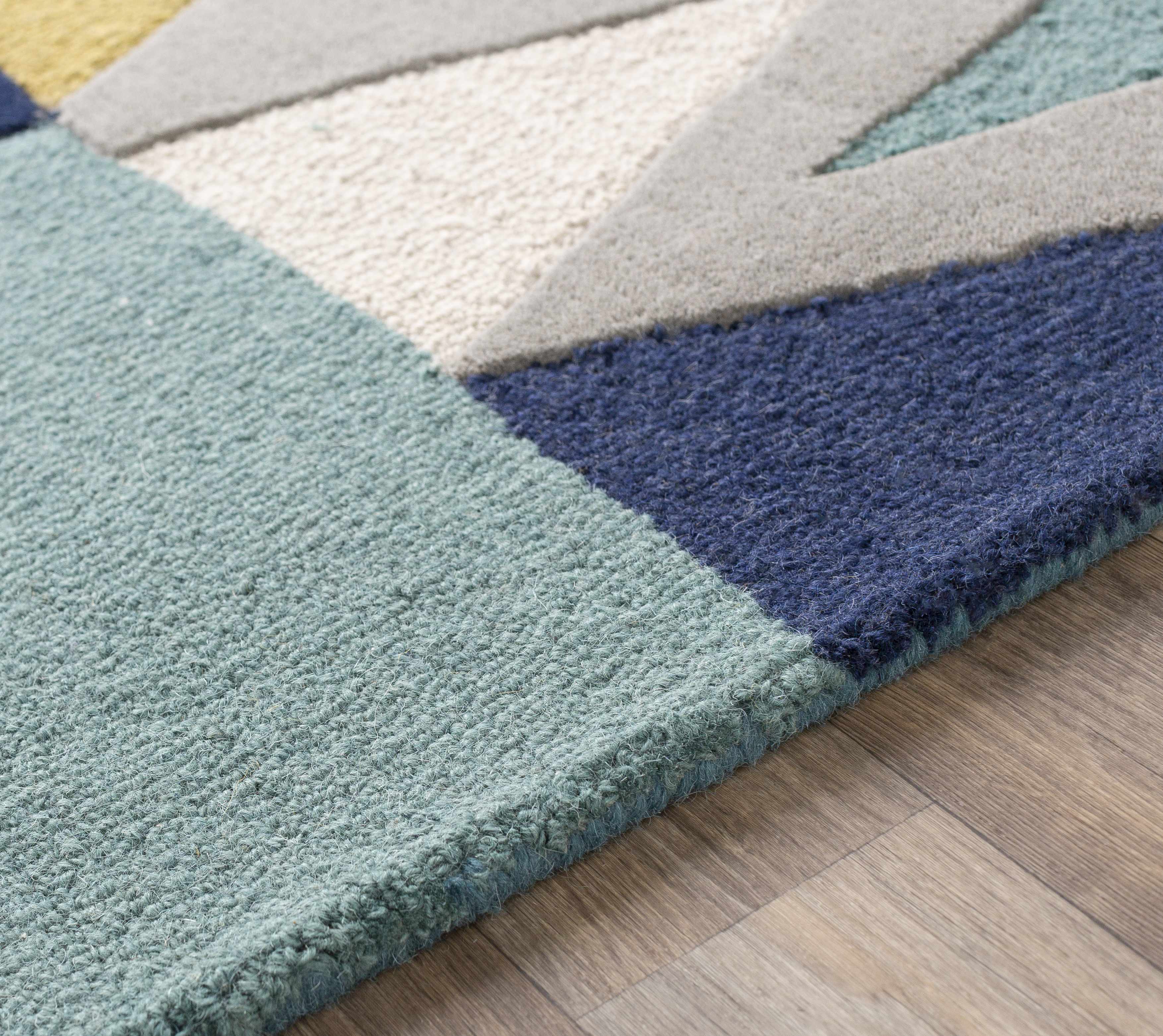 Deatsville Wool Area Rug - Image 7