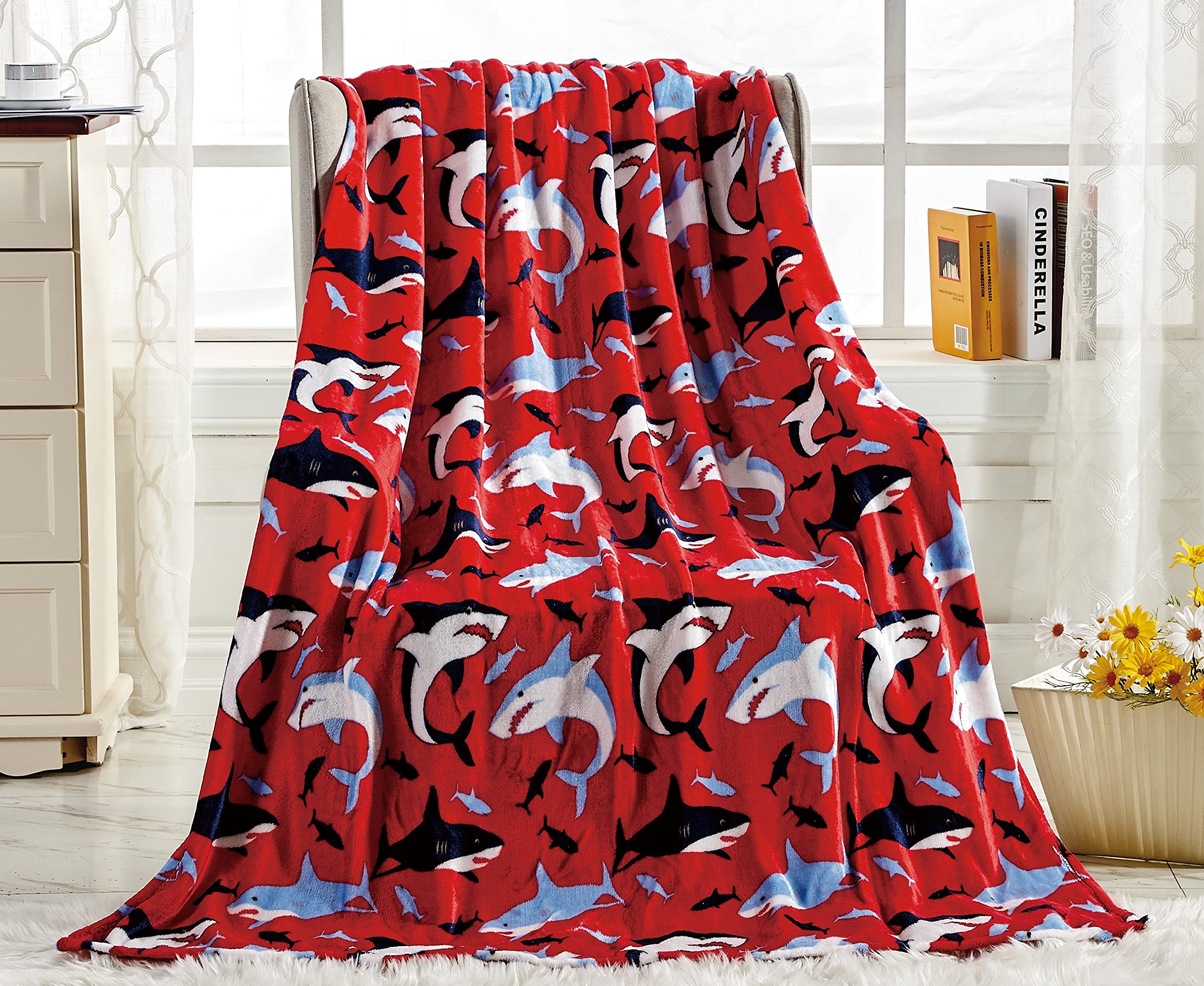 Decor&More American Pride Collection Microplush Throw Blanket (50" x 60") - Image 6