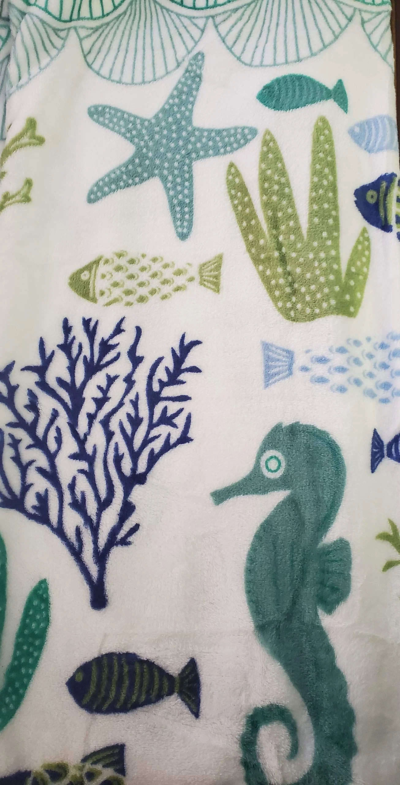 Decor&More Corales de Marina Blue Coral Seahorse Oceanic Microplush Throw Blanket Ocean Blanket for Boys and Girls and Kids of Any Age (50" x 60") - Image 9