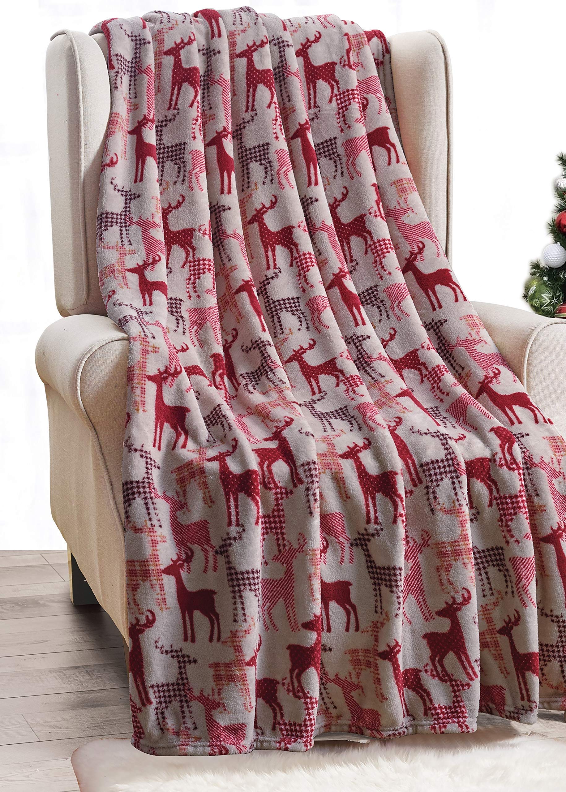 Decor&More Festive Holiday Microplush Throw Blanket (50" x 60") - Forest Friends - Image 3