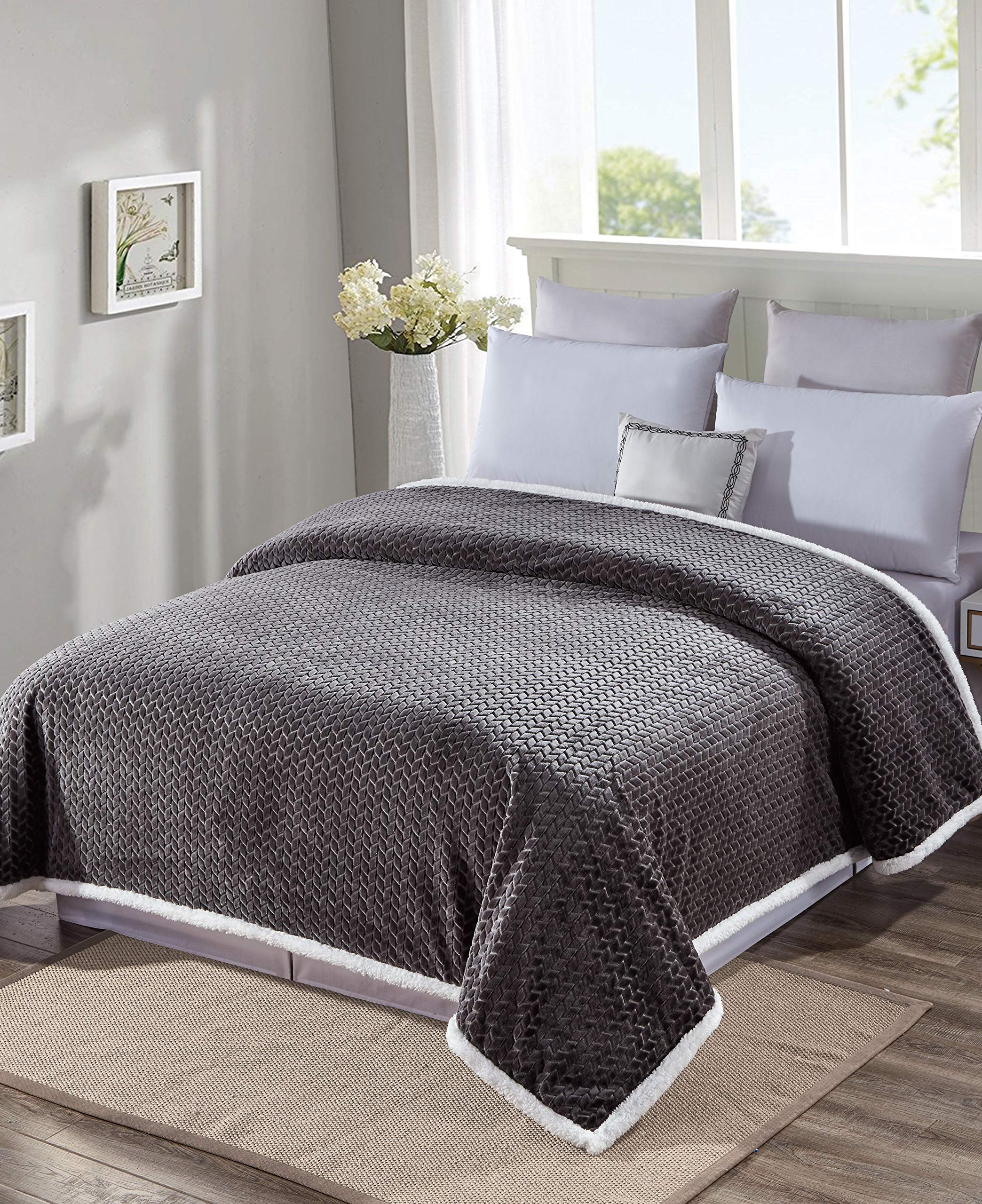 Decor&More Home Essentials Braided Sherpa Blanket - Image 3