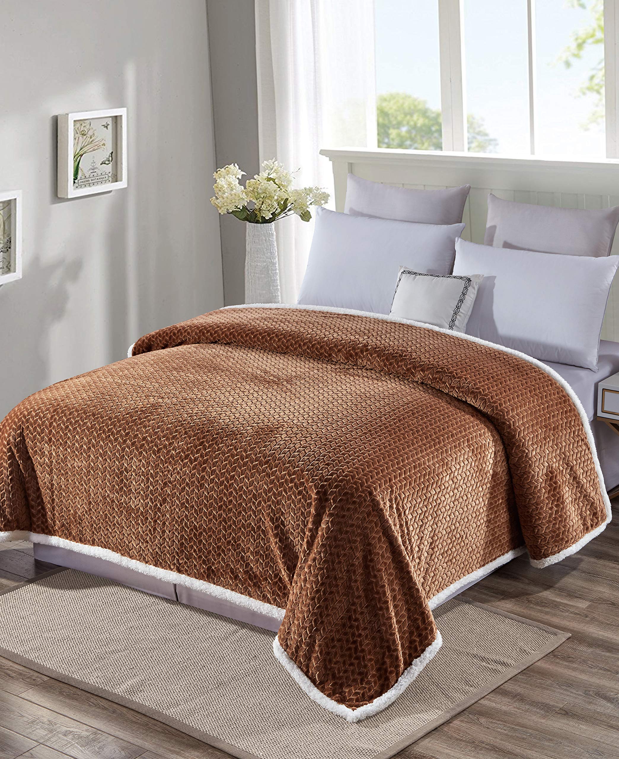 Decor&More Home Essentials Braided Sherpa Blanket - Image 4