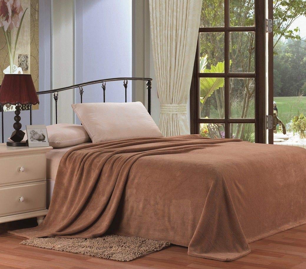 Decor&More Home Essentials Solid Microplush Blanket - Image 5