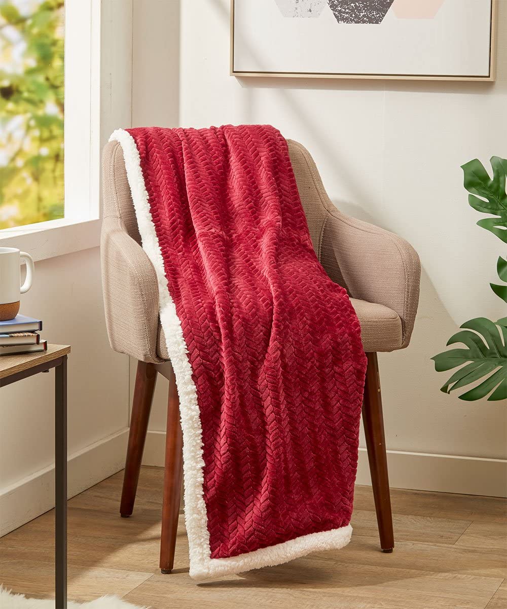 Decor&More HomeEssentials Ultra Lush Heavy Sherpa Throw Blanket (50" x 60") - Image 8