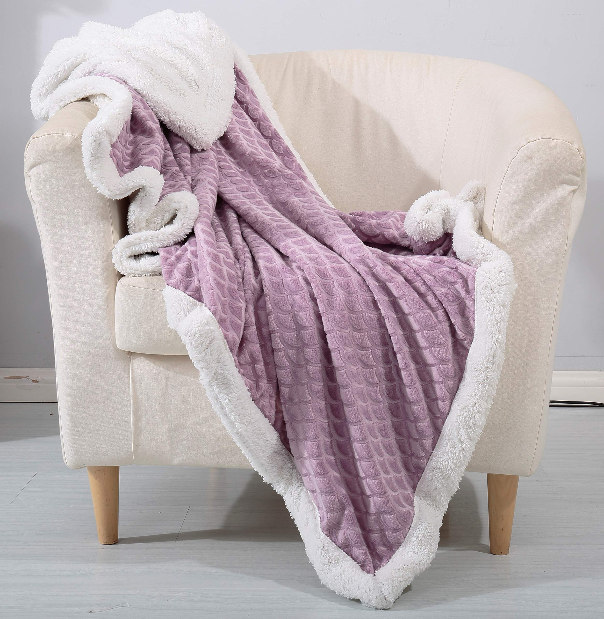 Decor&More Religious 50" x 70" Oversized Super Soft Microplush Throw Blanket - Image 4