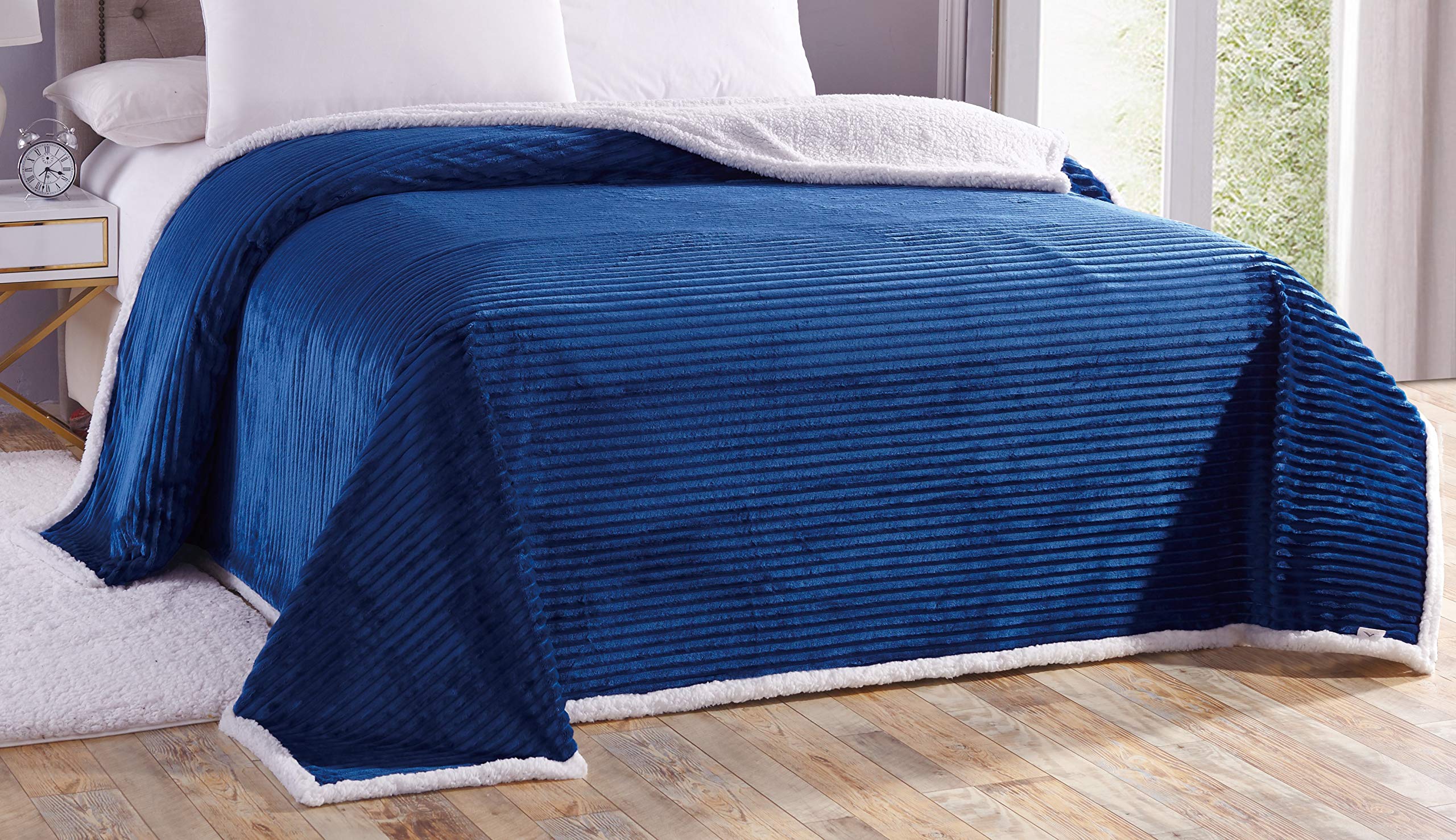 Decor&More Ultra Lush Reversible Sherpa Corduroy Blanket - Image 3