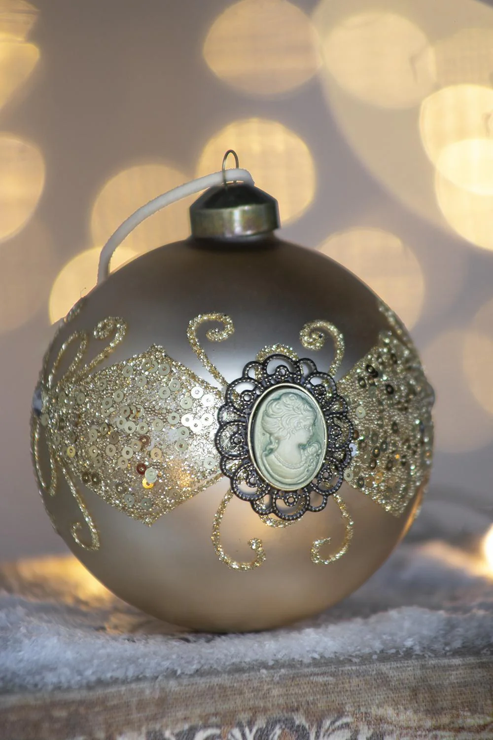Decorative Hanging Ball Christmas Tree Ornaments For Holiday Decorations Set of 6 - Image 8