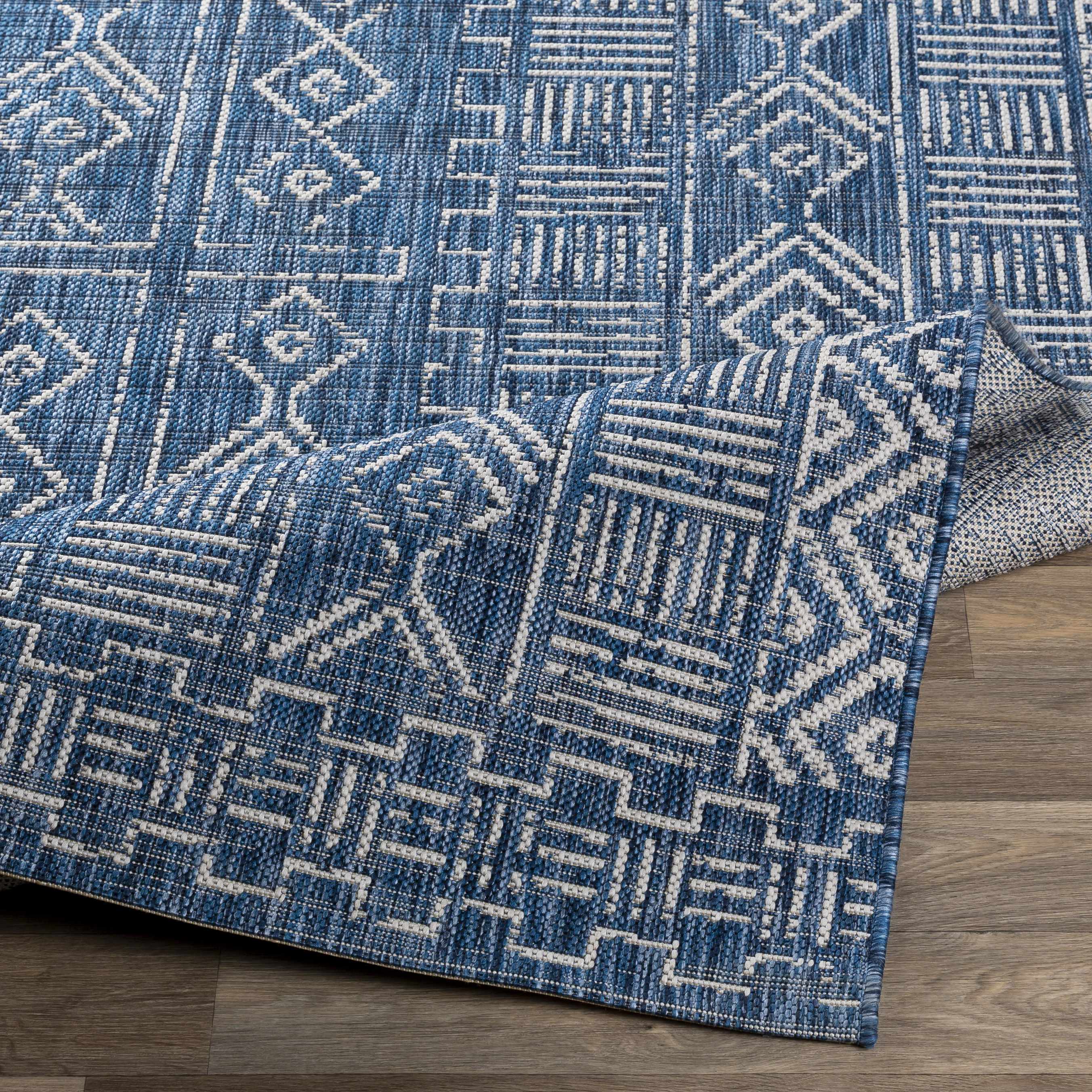 Deeth Area Rug - Image 6