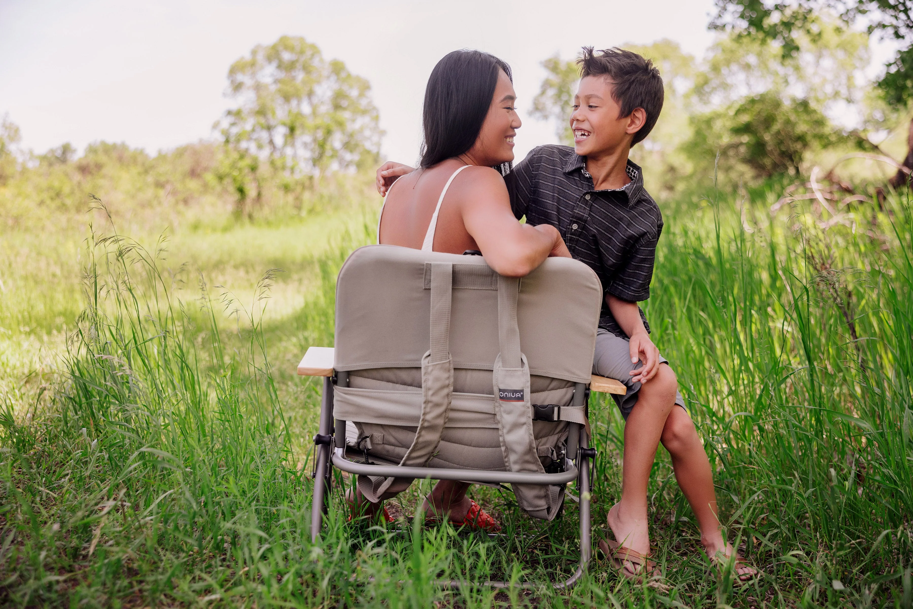 Descanso Padded Beach Chair - Image 14