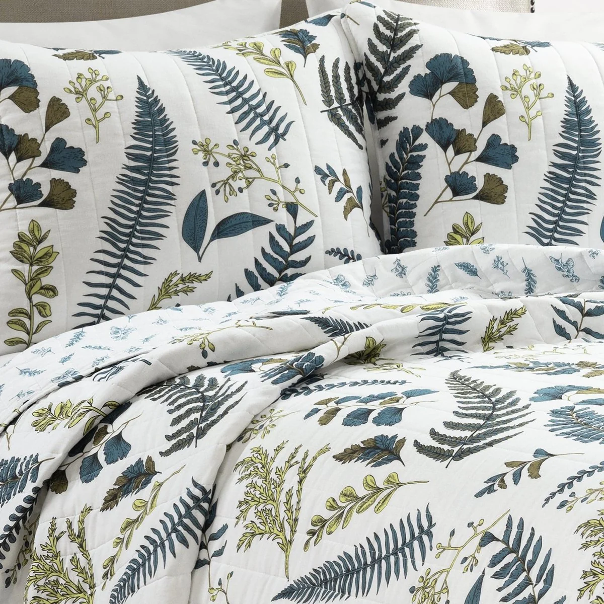 Devonia All Over Cotton Quilt 3 Piece Set - Image 4