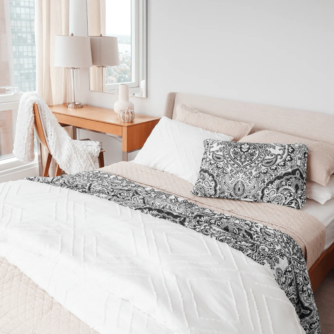 Diamond Clip Jacquard Duvet Cover 3 Piece Set - Image 9