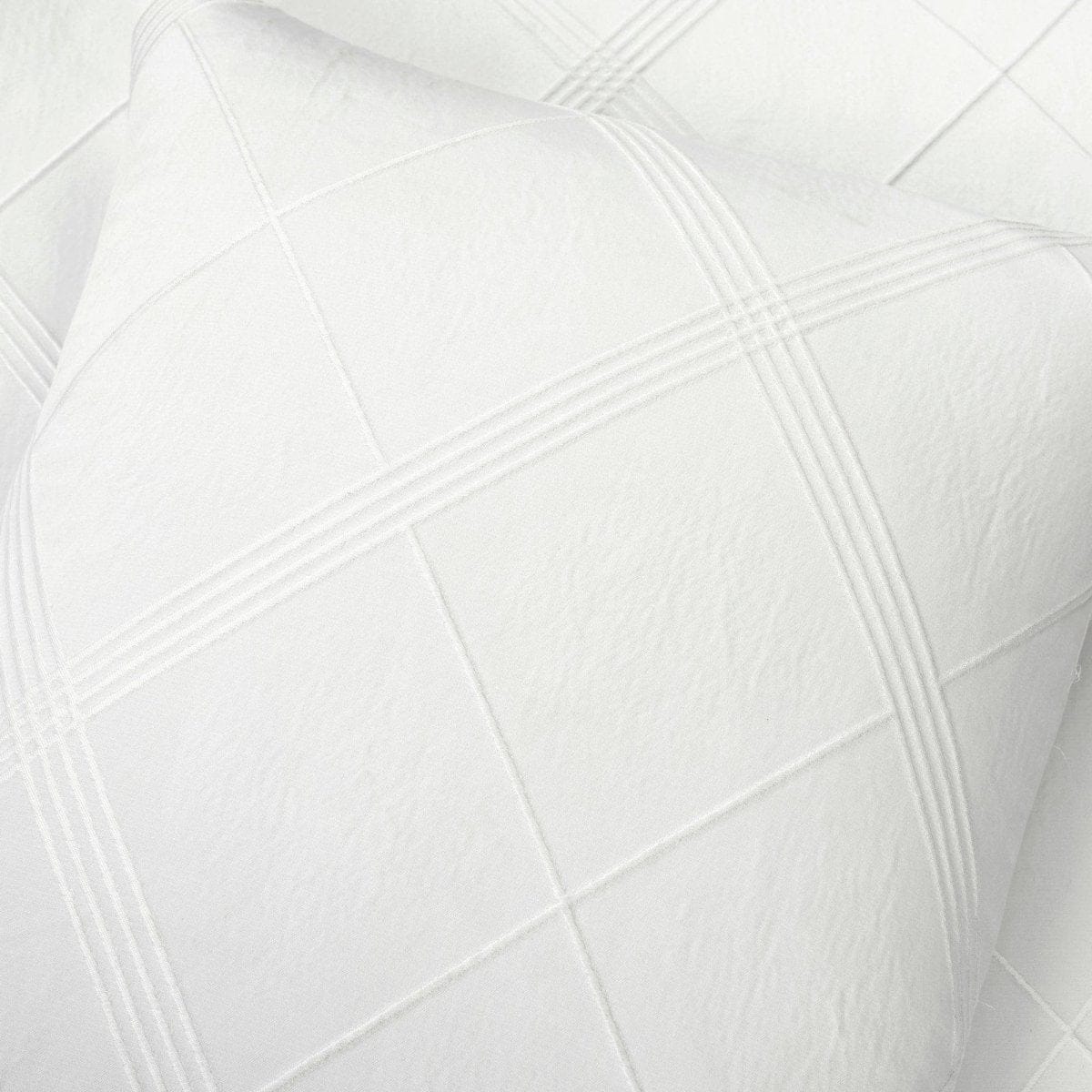 Diamond Geo Jacquard 3 Piece Comforter Set - Image 6