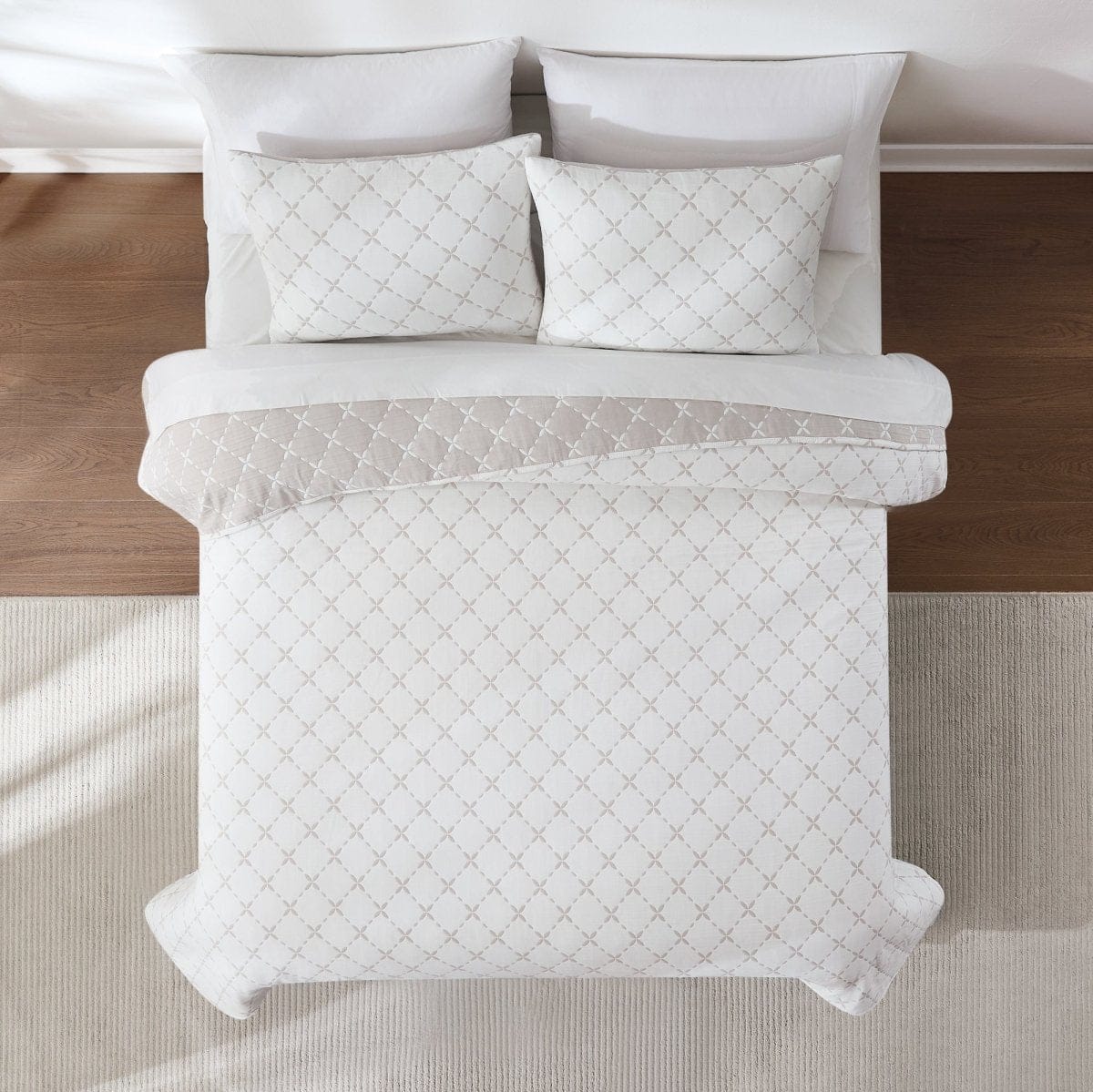 Diamond Leaf Jacquard Reversible Matelasse Coverlet Set - Image 19