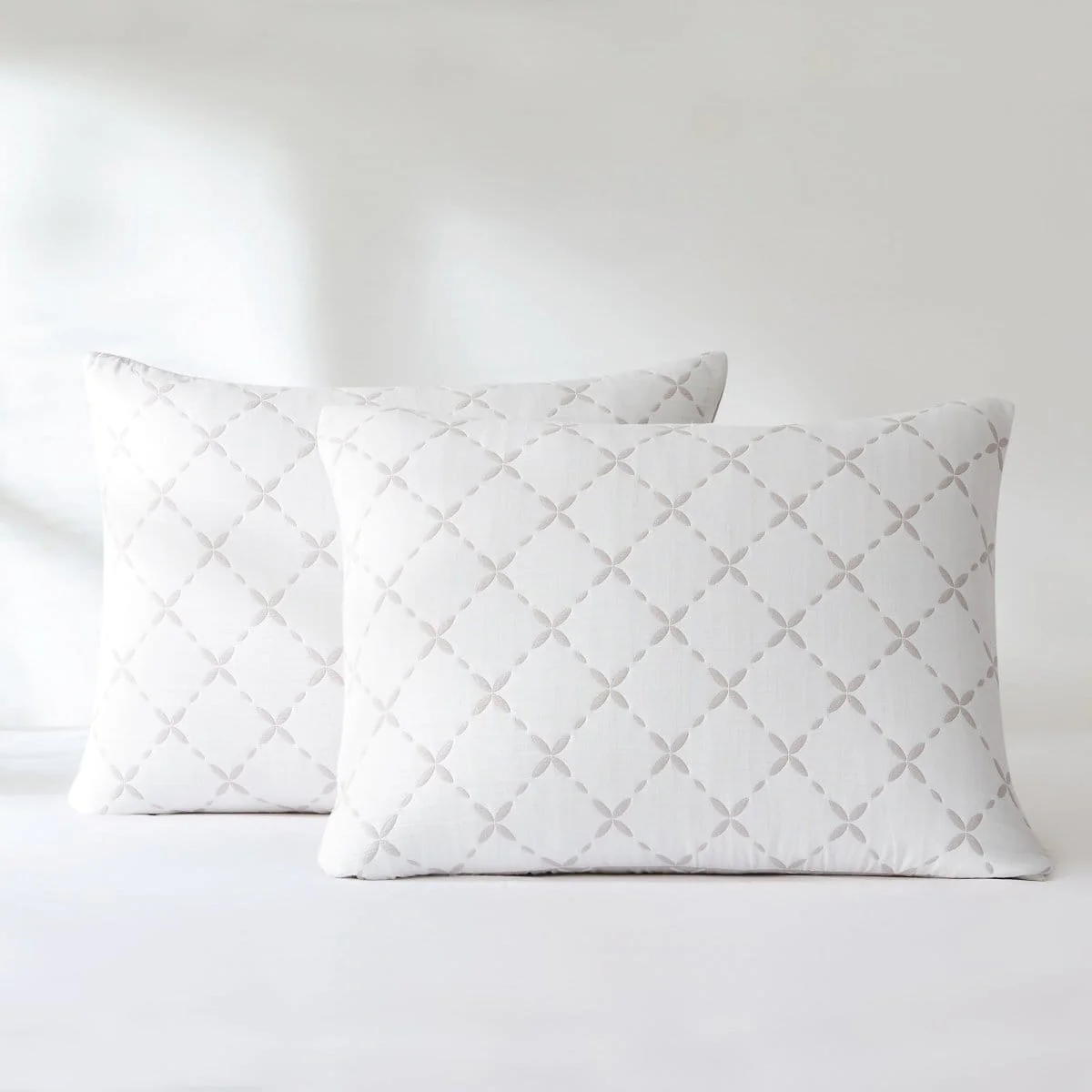 Diamond Leaf Jacquard Reversible Matelasse Coverlet Set - Image 30
