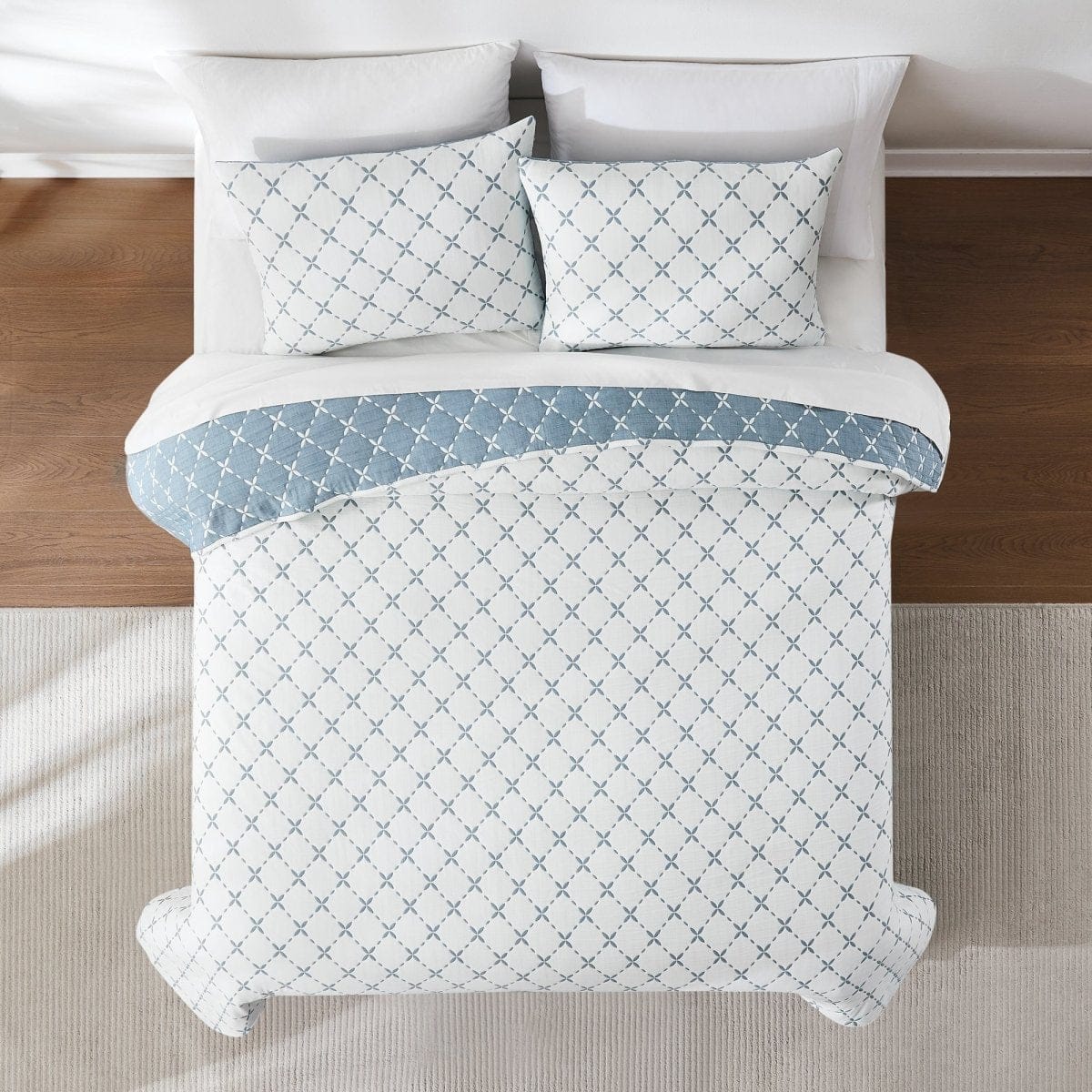 Diamond Leaf Jacquard Reversible Matelasse Coverlet Set - Image 35